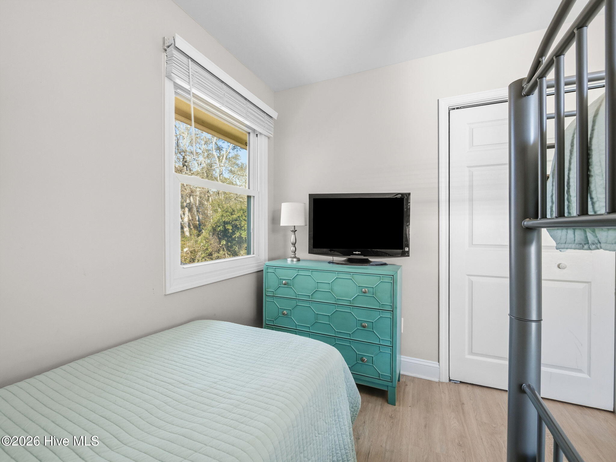 100556507 | Photo 41