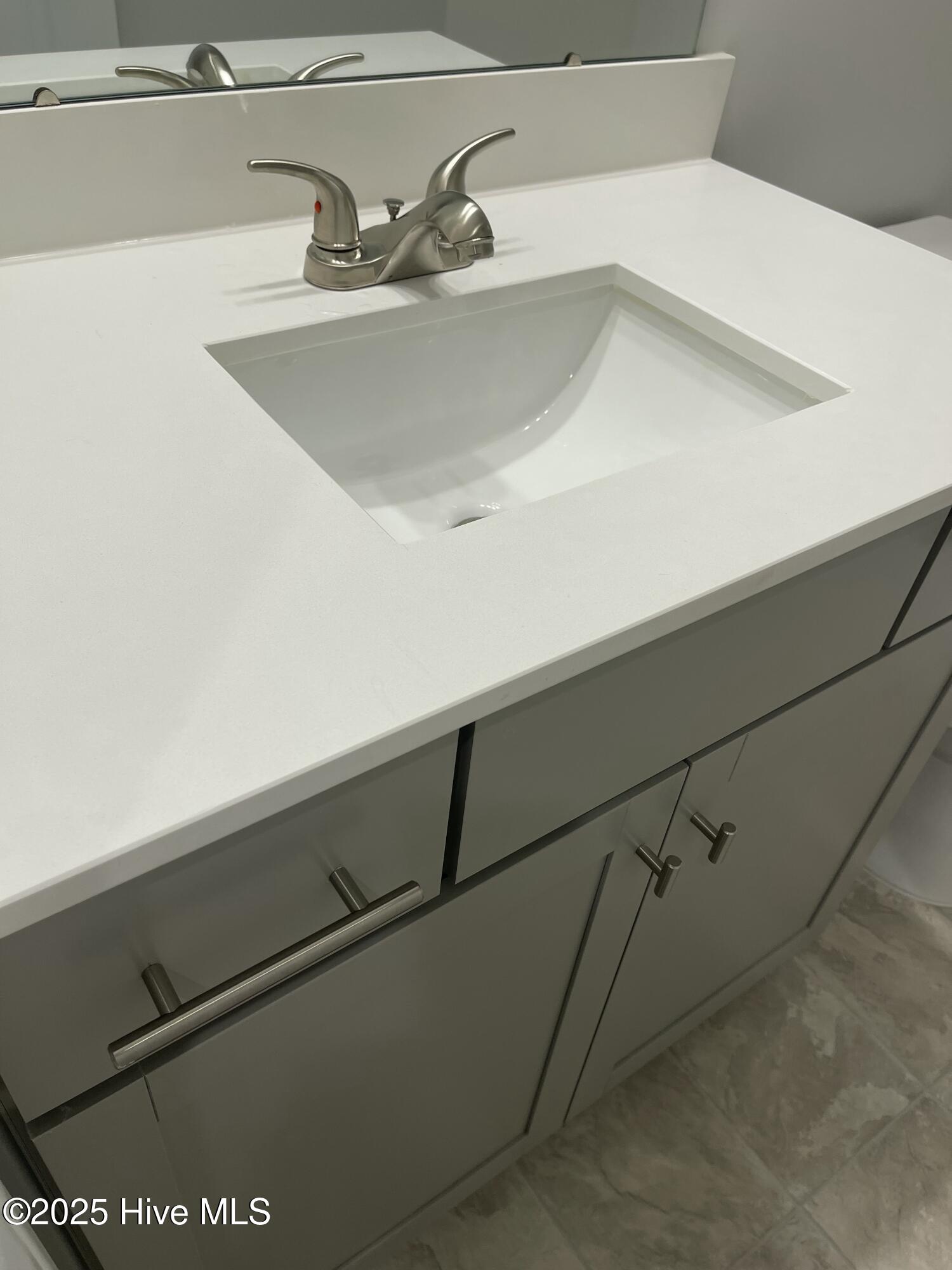 100522611 | Photo 36