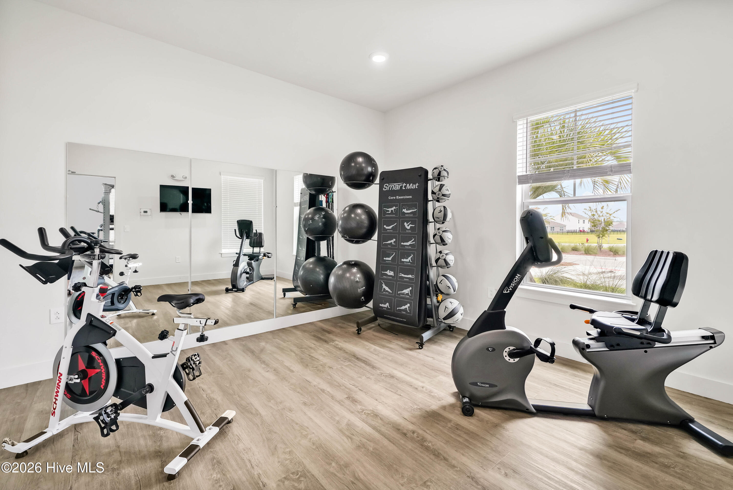 100579037 | Photo 10