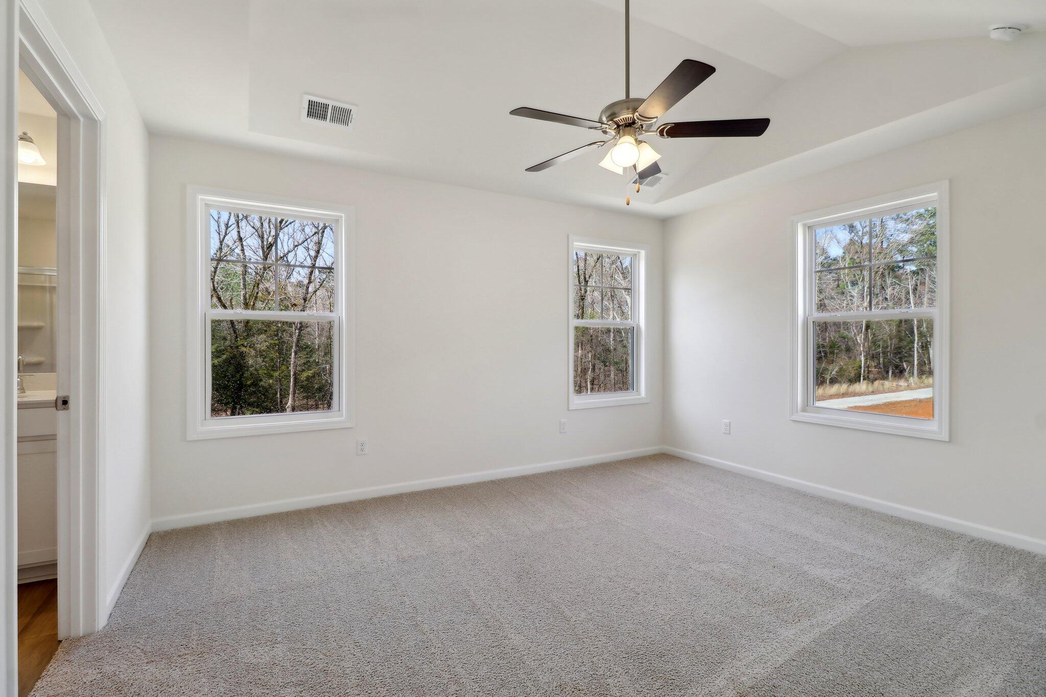 36-web-or-mls-Flat Coat Ln-024