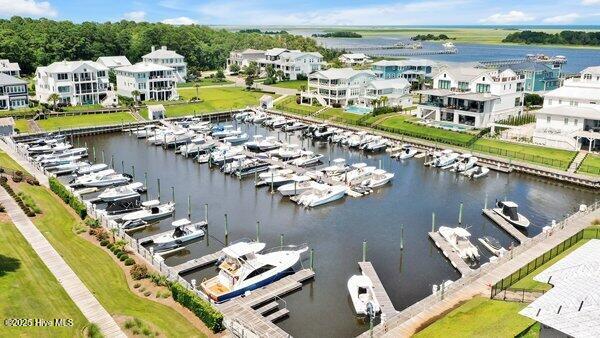 100514876 | Photo 66