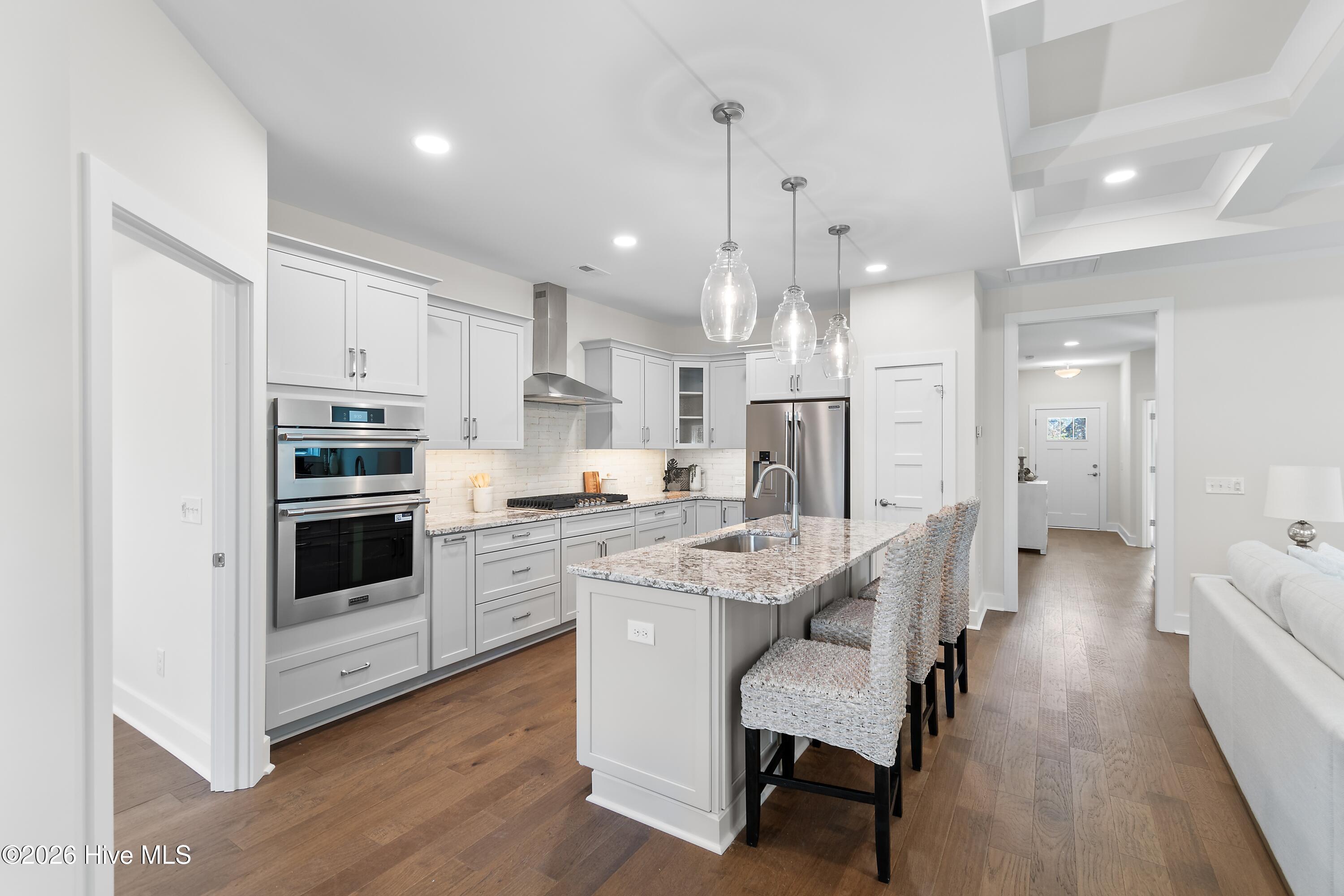 100525148 | Photo 21