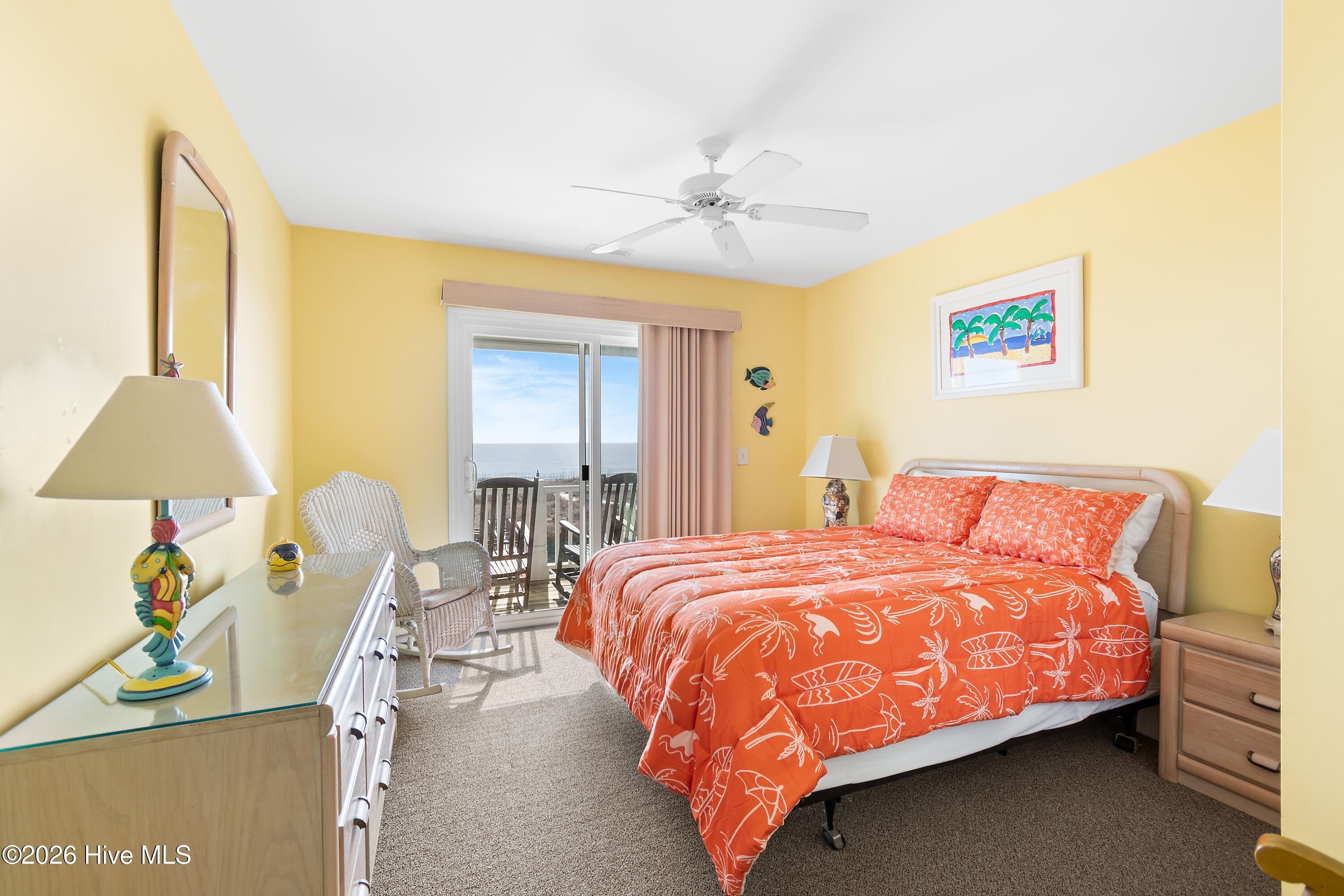 100548422 | Photo 52