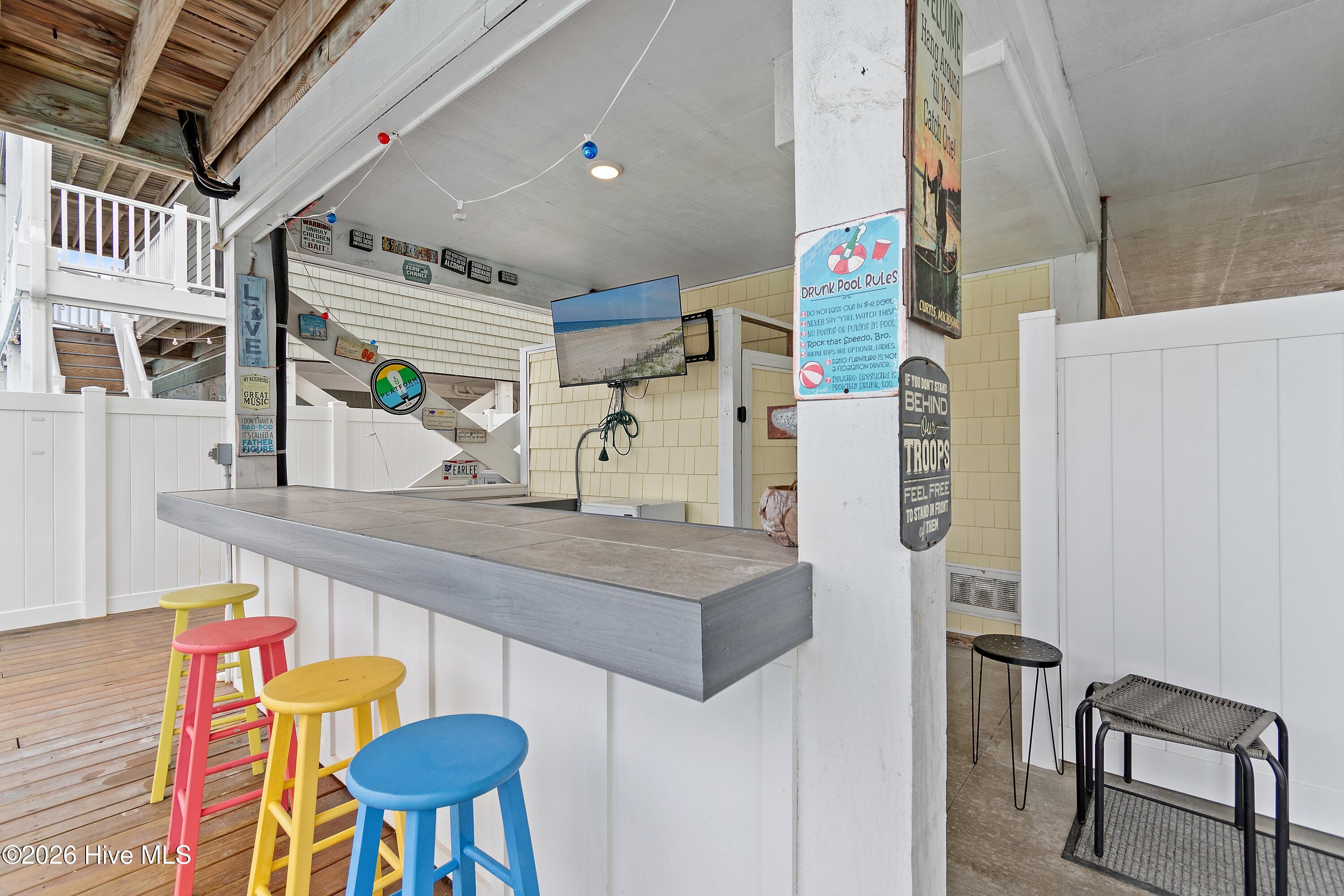 100555702 | Photo 59