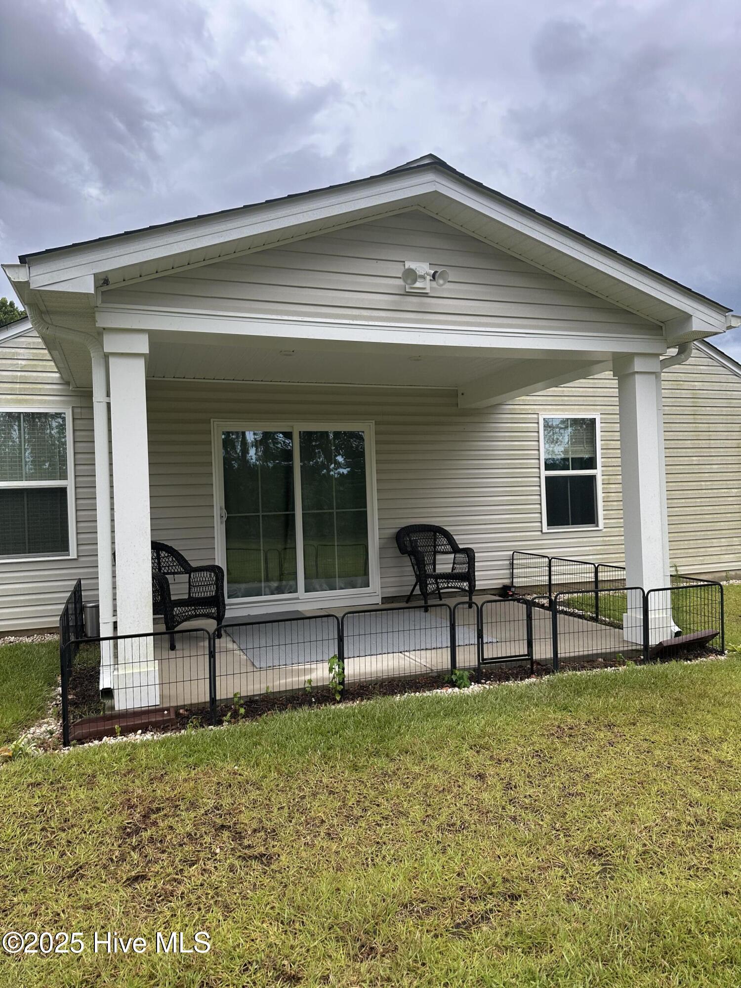 100517382 | Photo 25