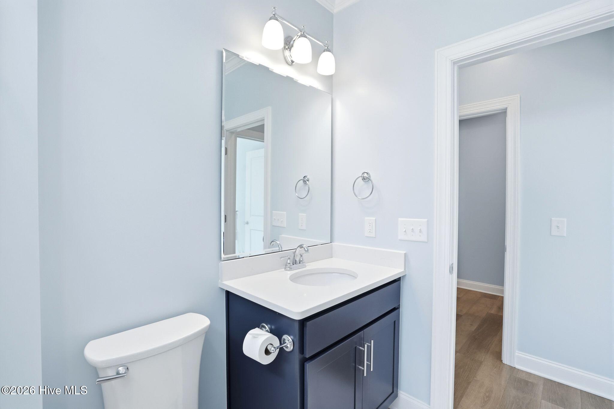 100562109 | Photo 37