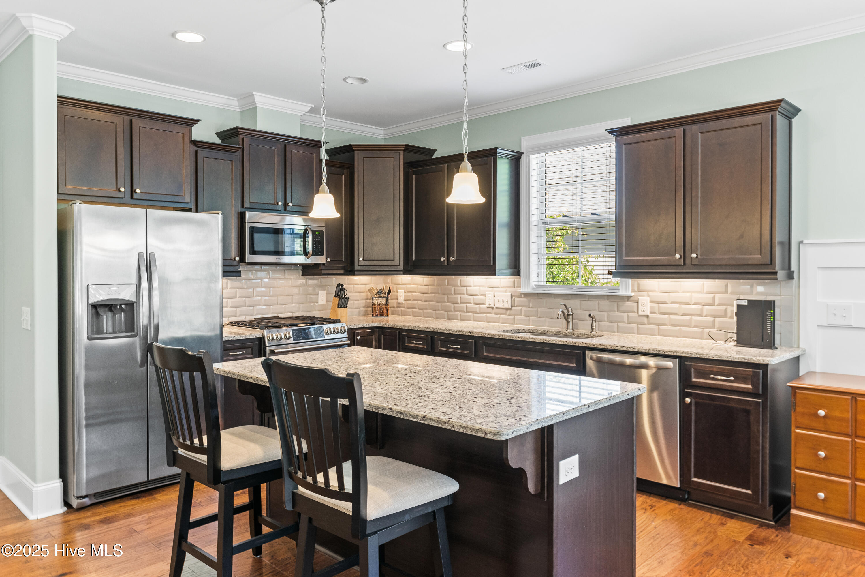 100504300 | Photo 17