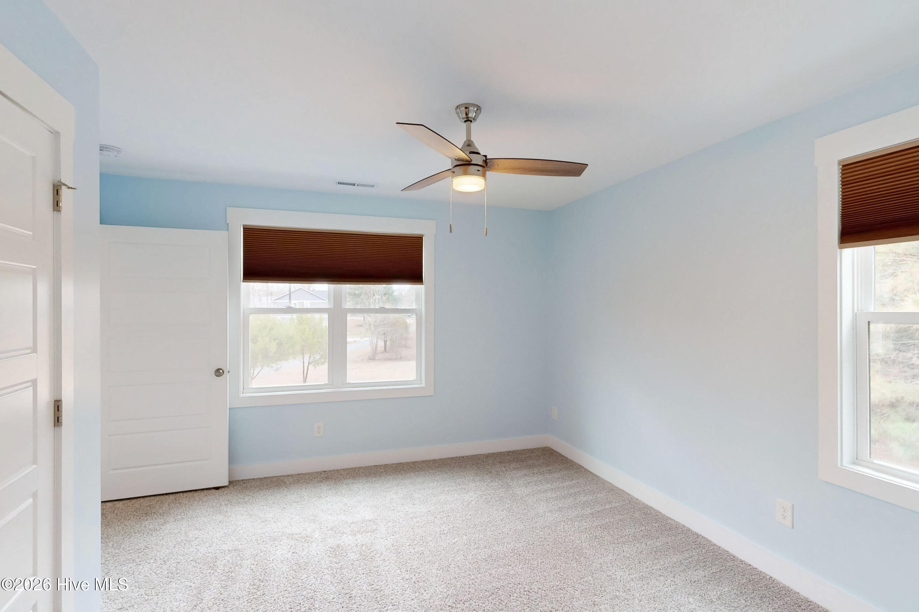 100557107 | Photo 41