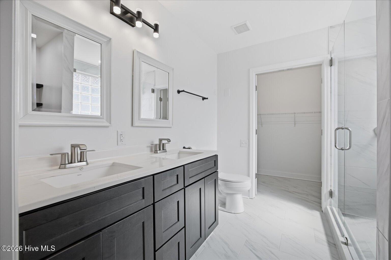 100557430 | Photo 28