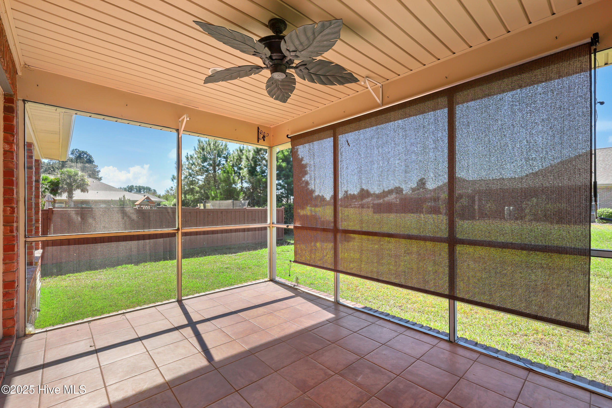 100536932 | Photo 20