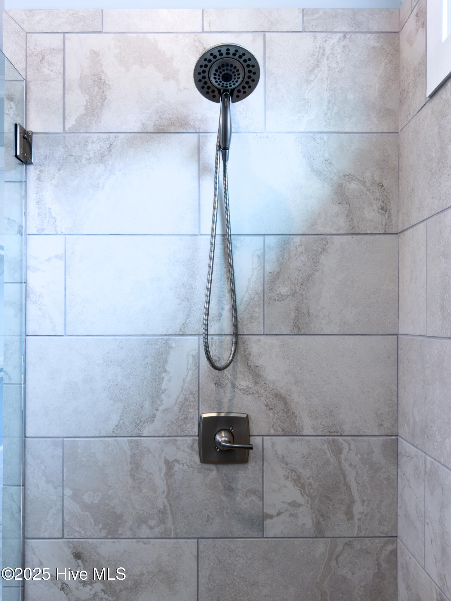 100538796 | Photo 21