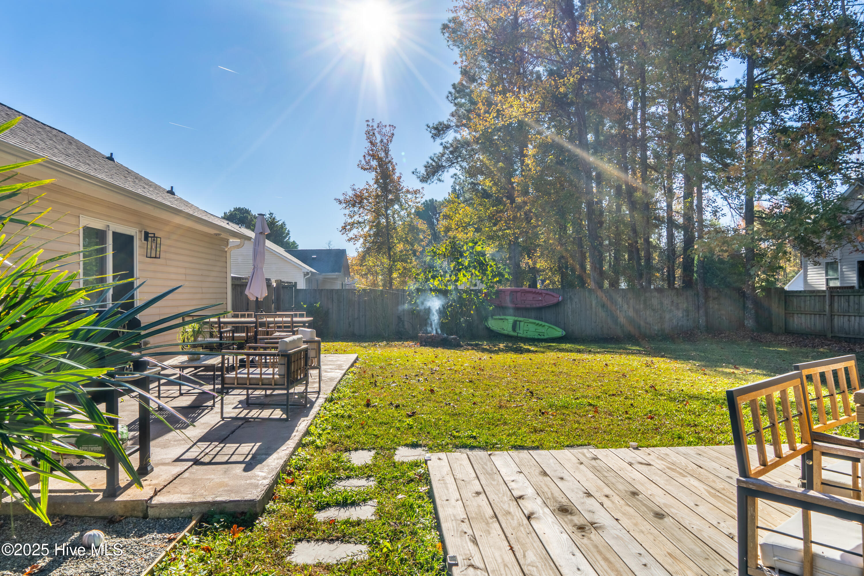 100542200 | Photo 19