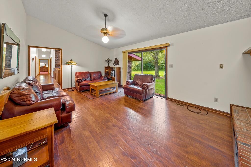 543 Cooper-Leath Trail, Oriental, NC, 28571