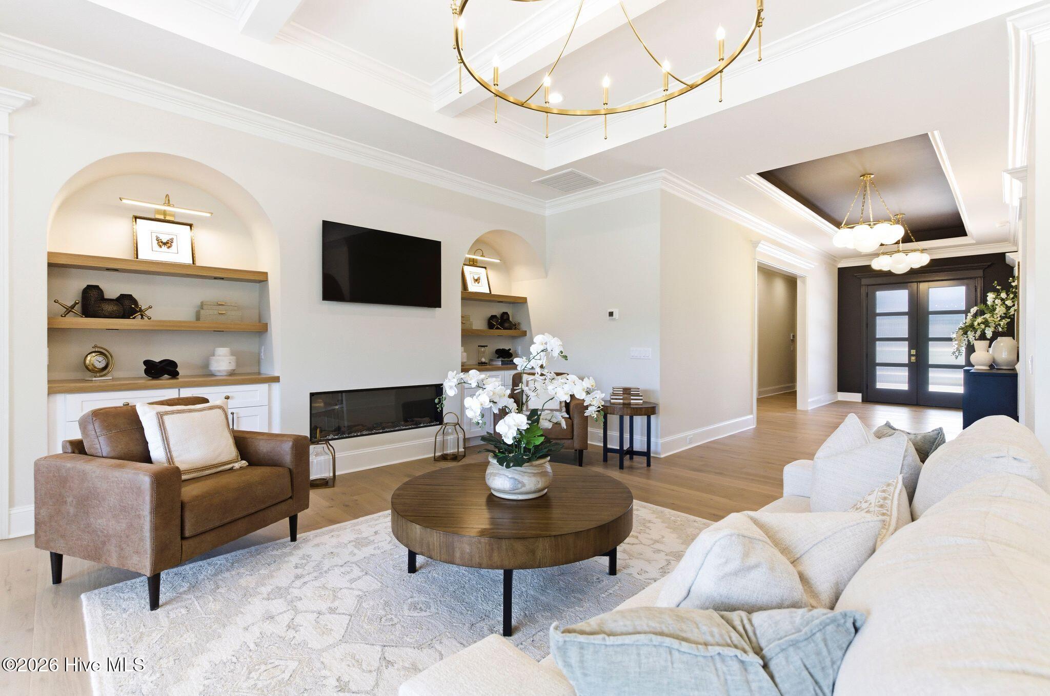 100570119 | Photo 12