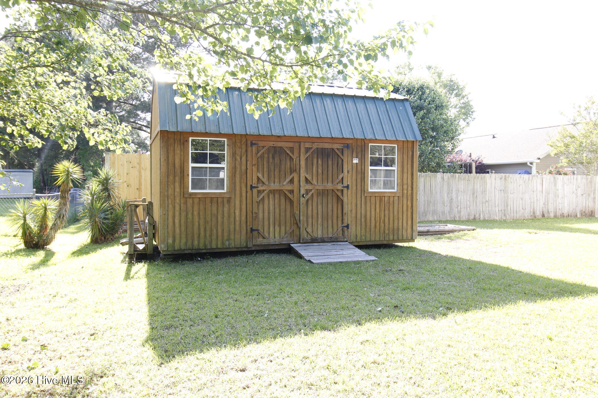 100569547 | Photo 18