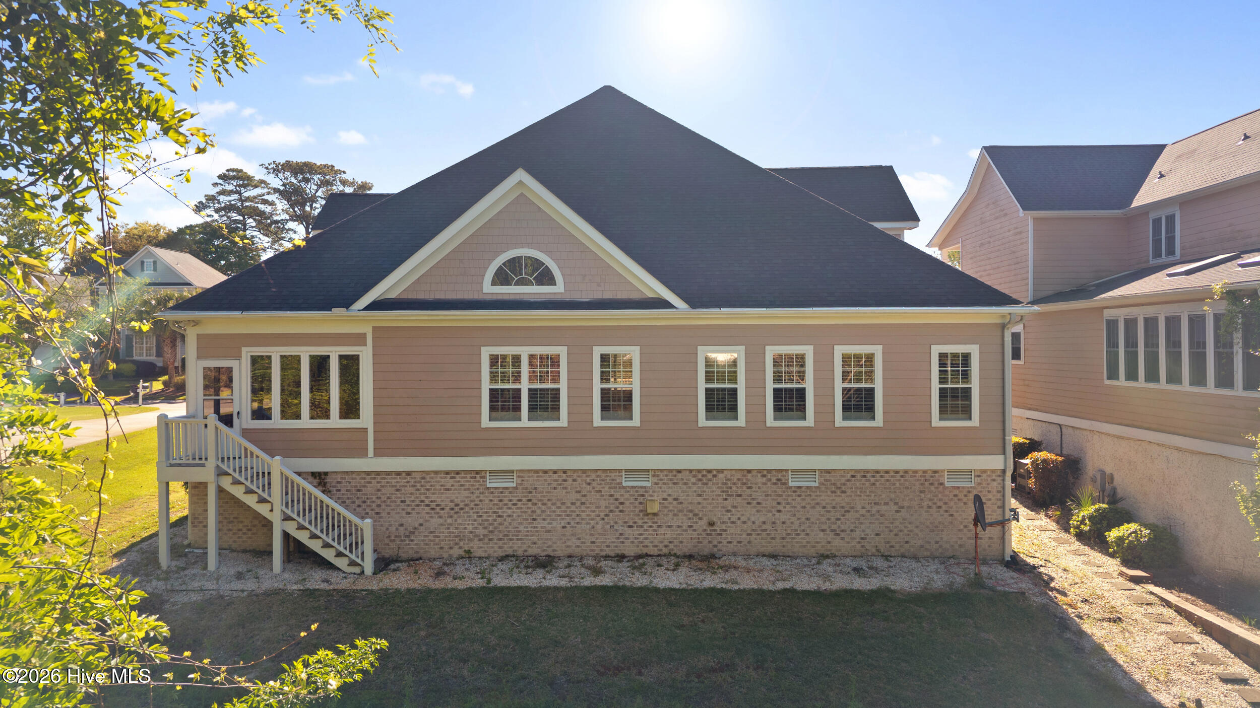 100567096 | Photo 66