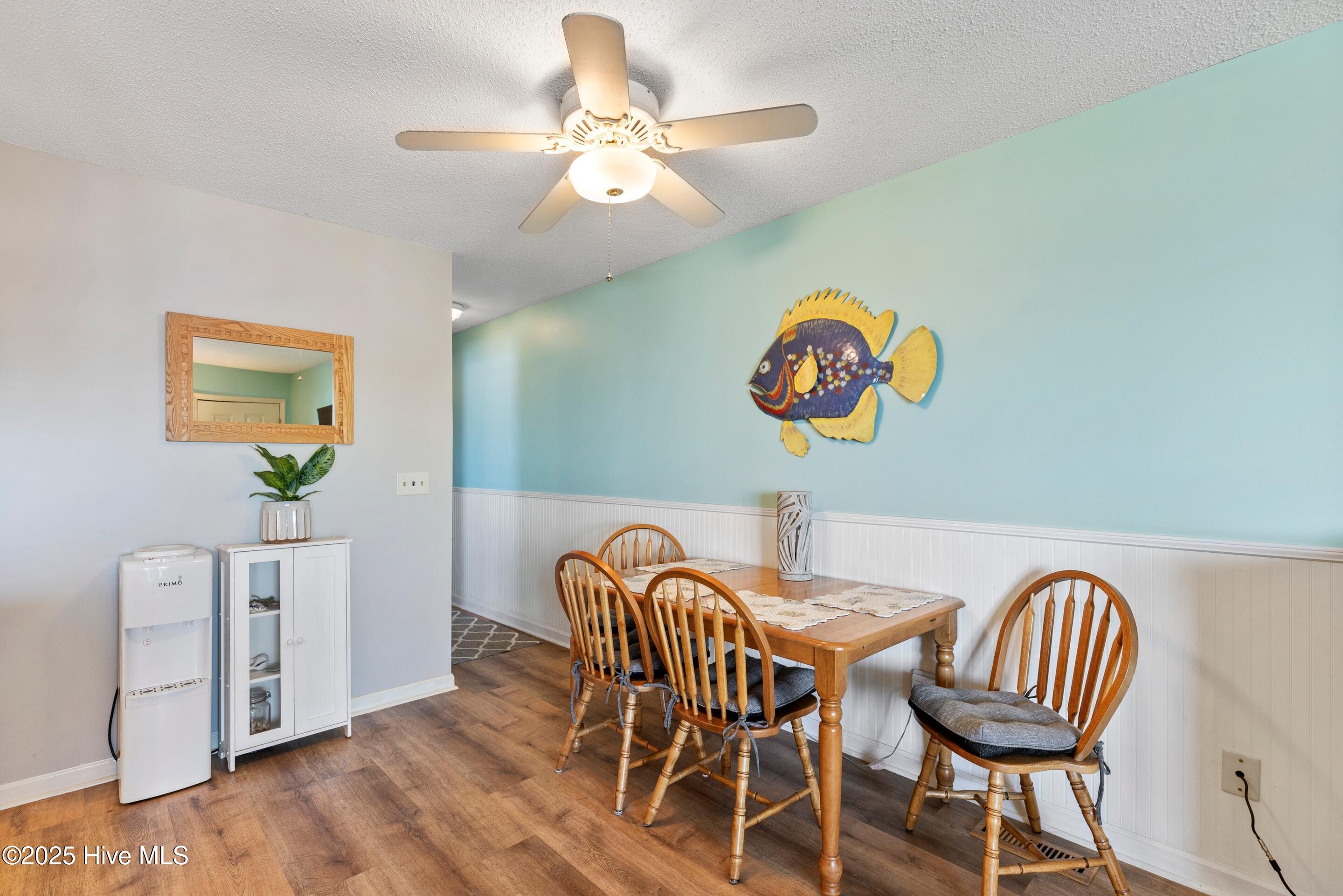 100541079 | Photo 12