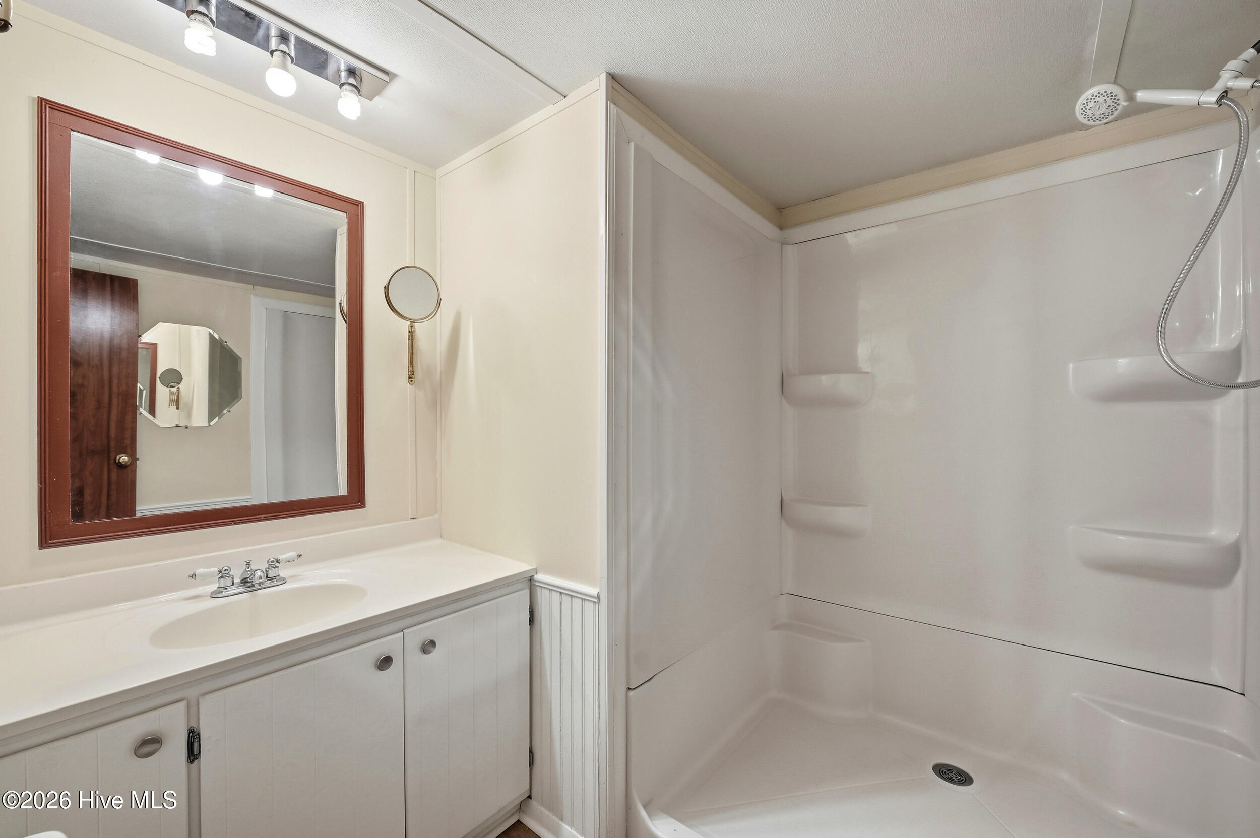 100552656 | Photo 23