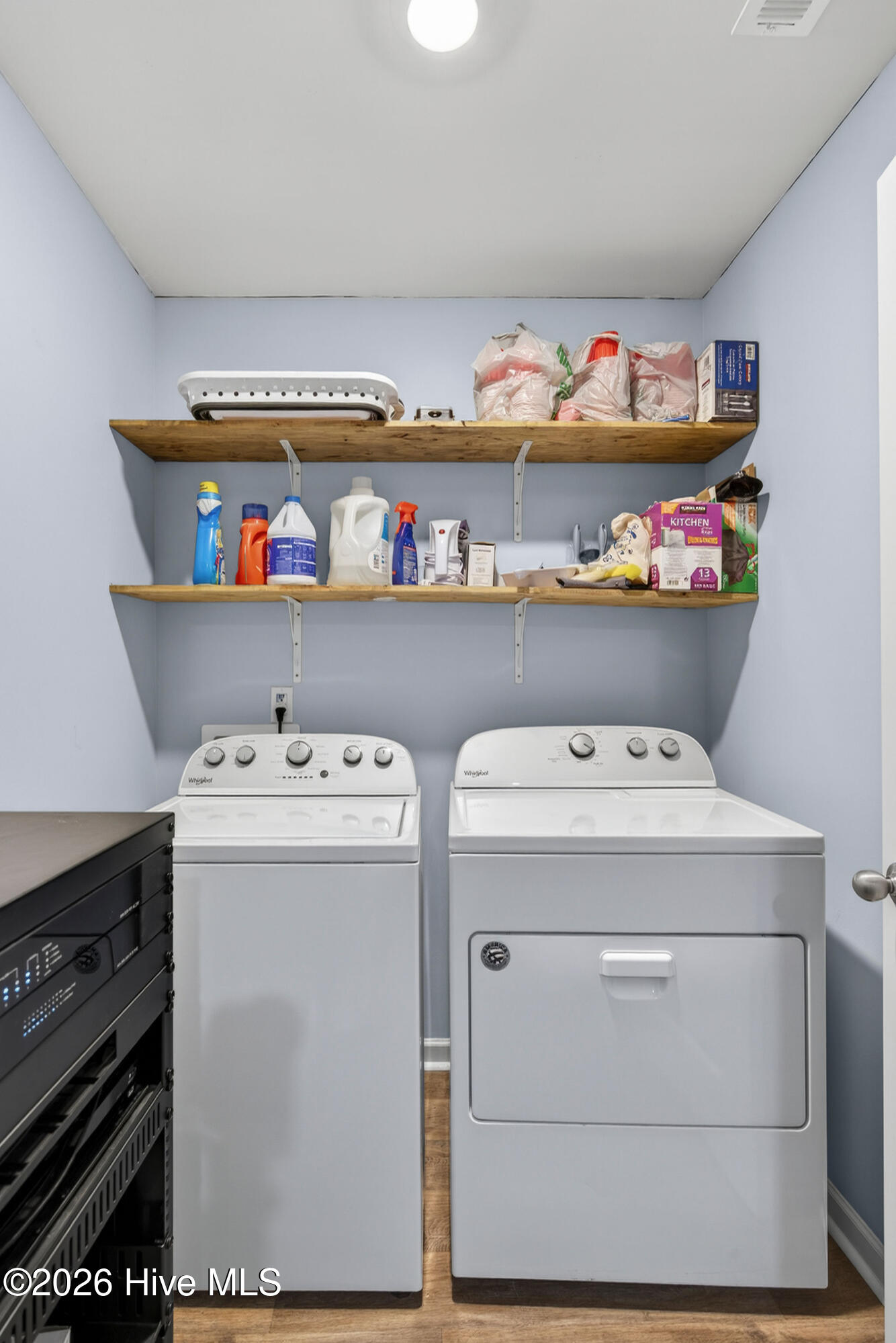 100560192 | Photo 26