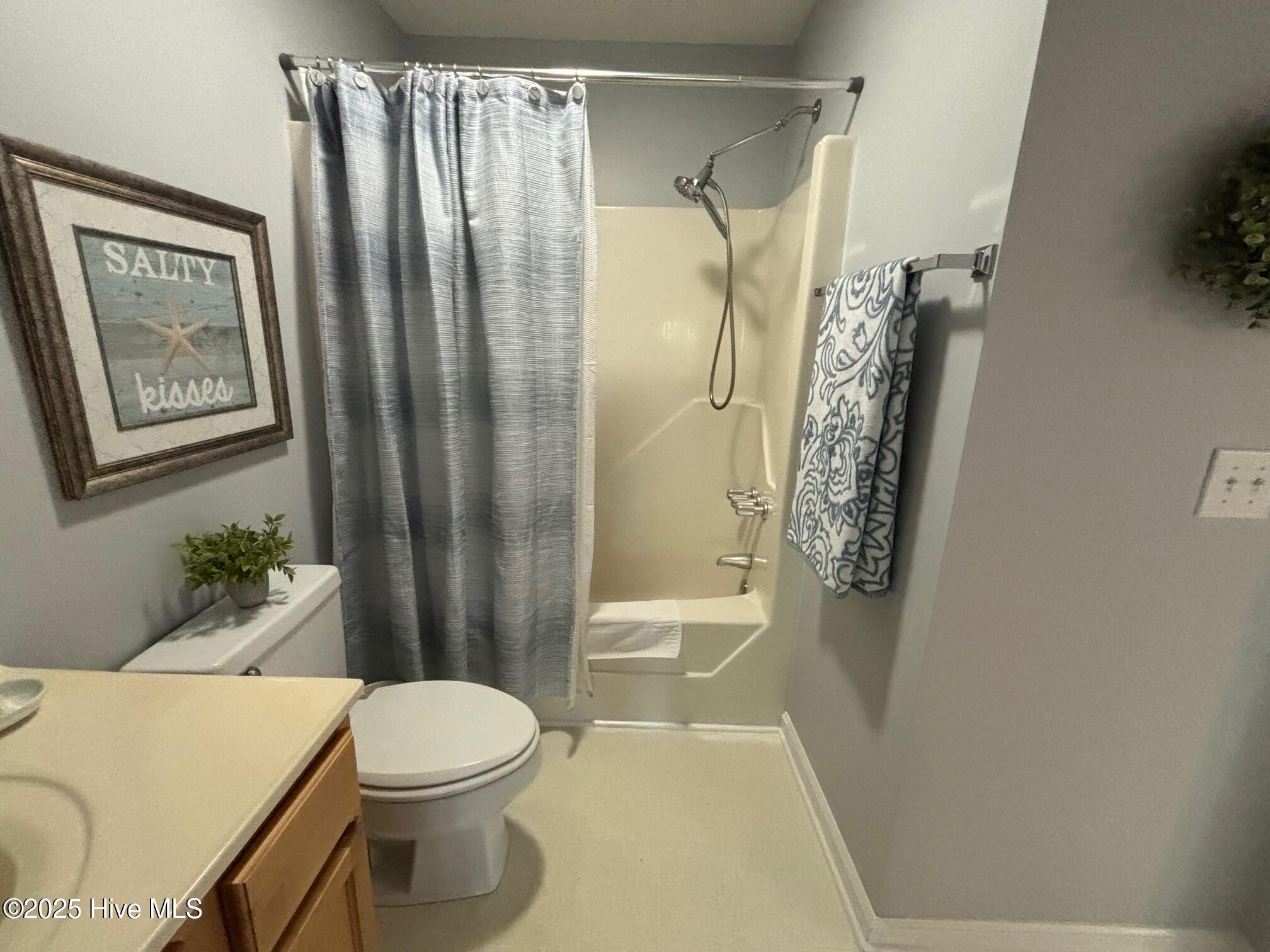 100542015 | Photo 17