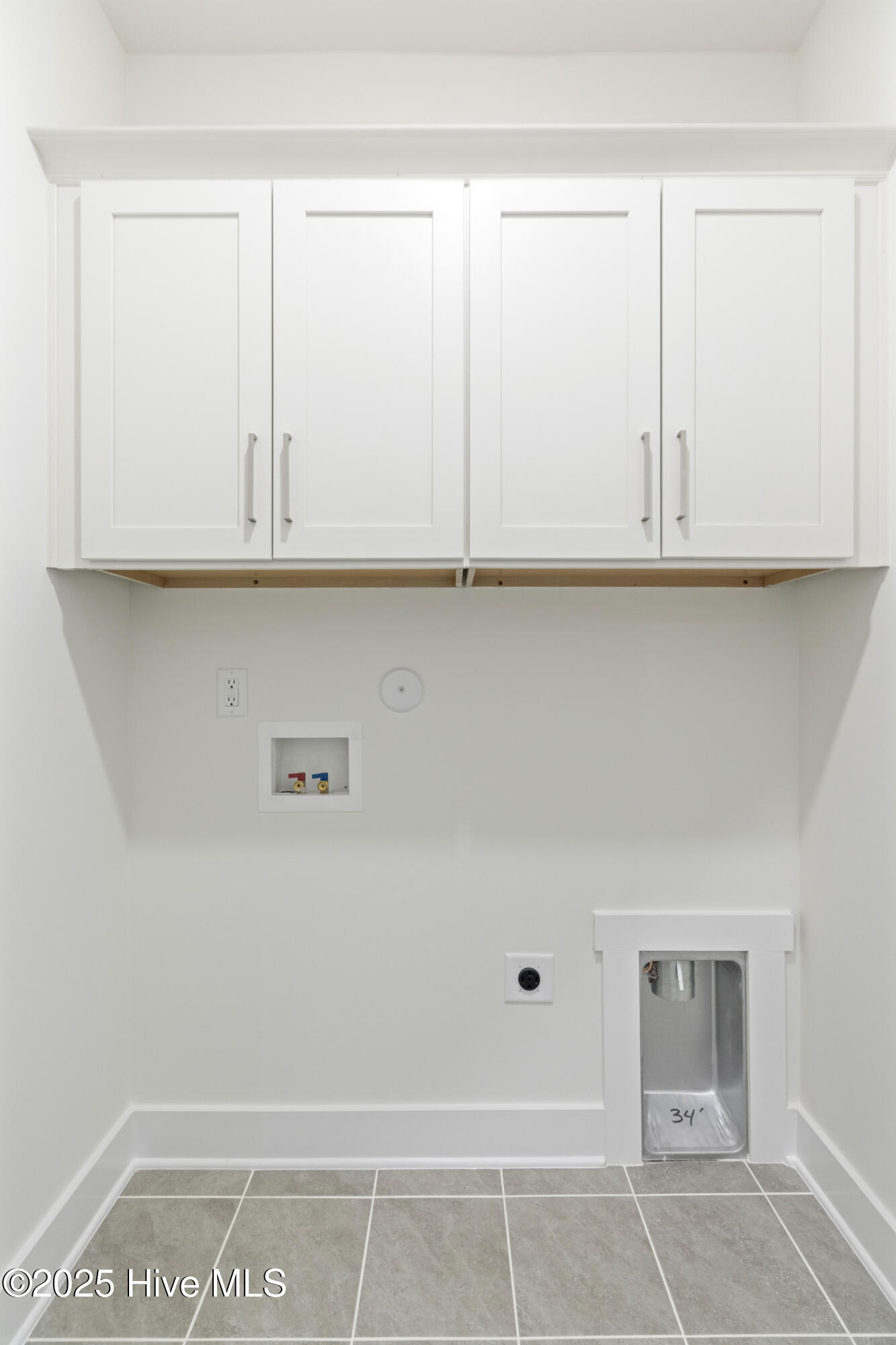 100530900 | Photo 22