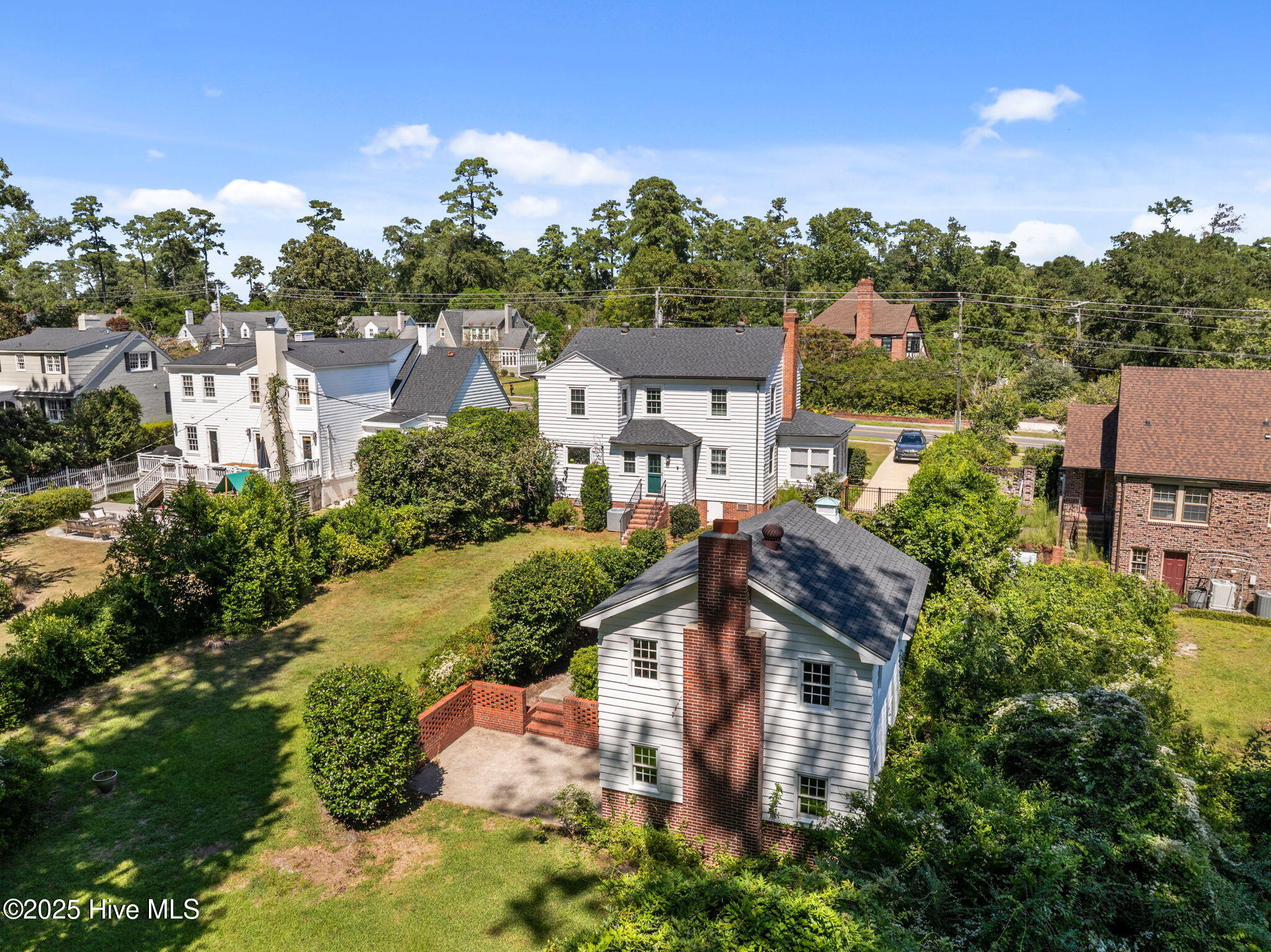 100528962 | Photo 51