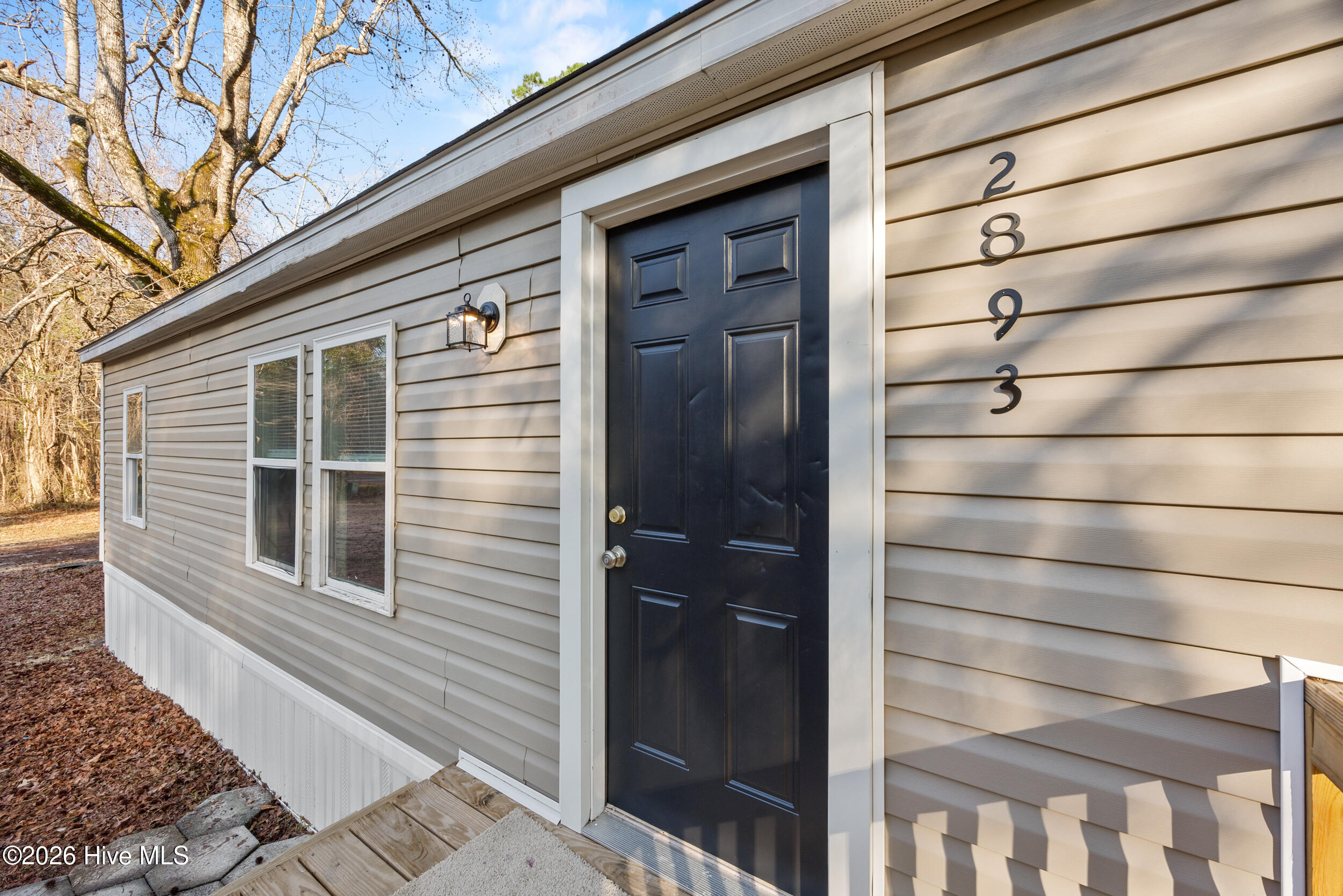 100553341 | Photo 10