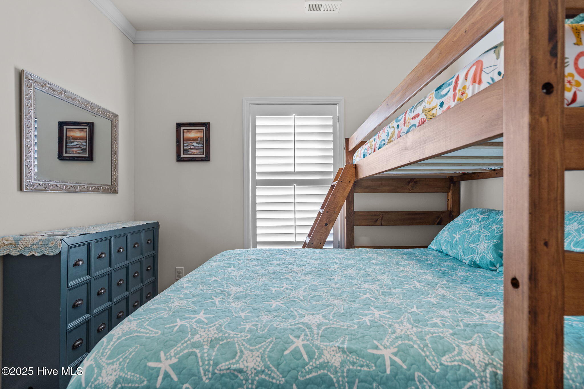 100540020 | Photo 41