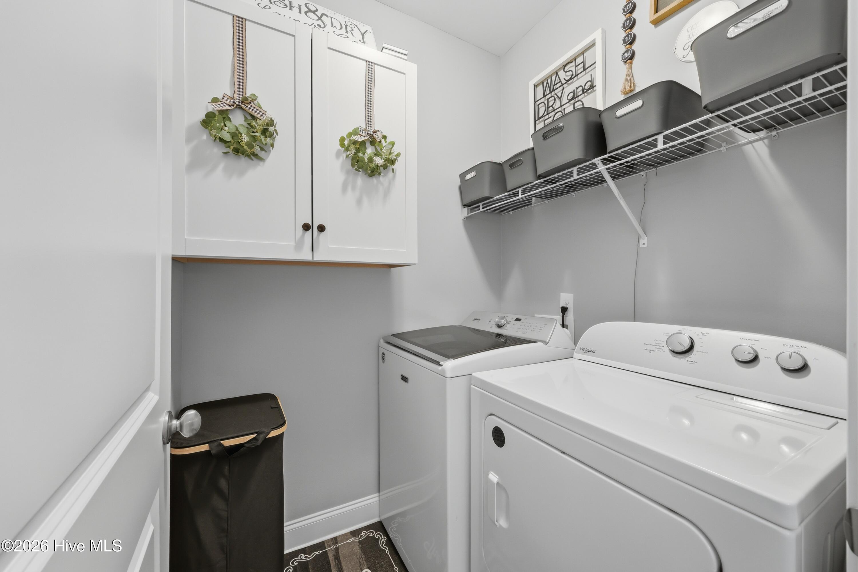 100561960 | Photo 25