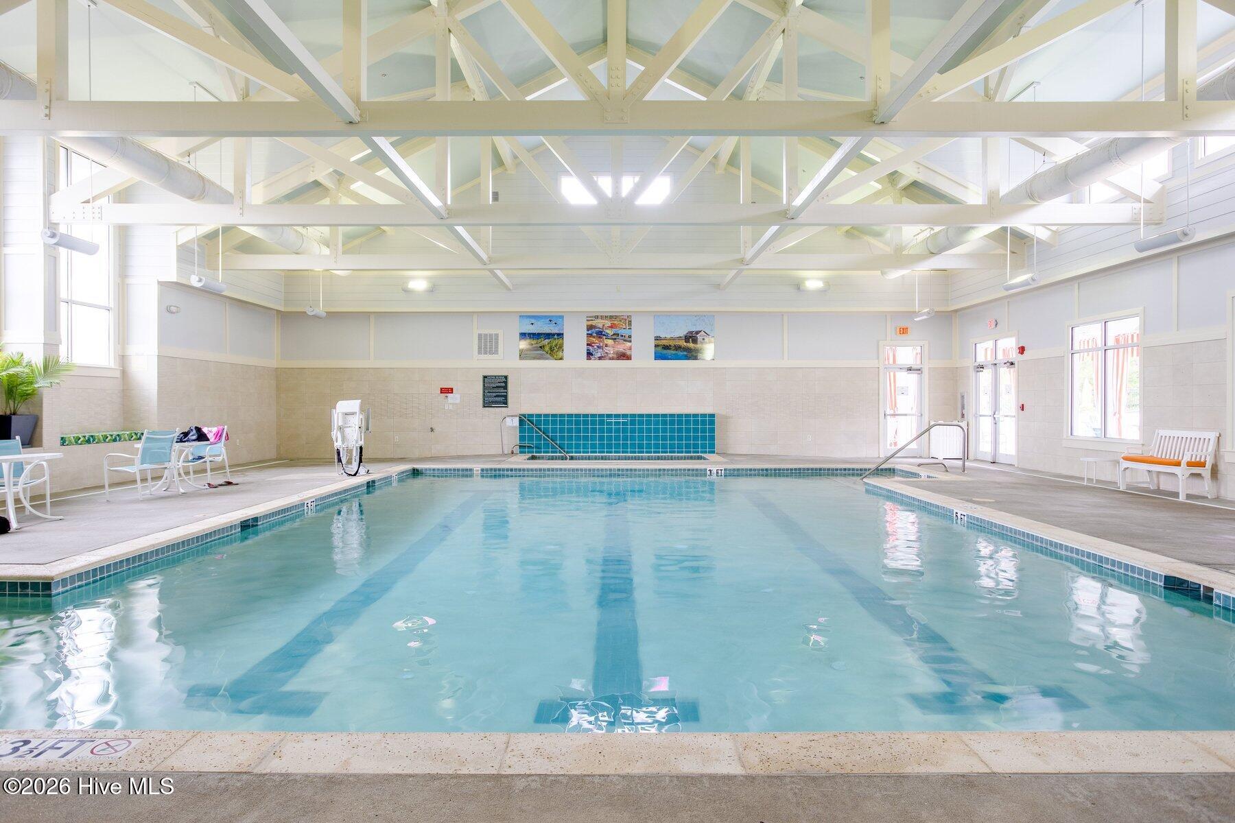 100558018 | Photo 41