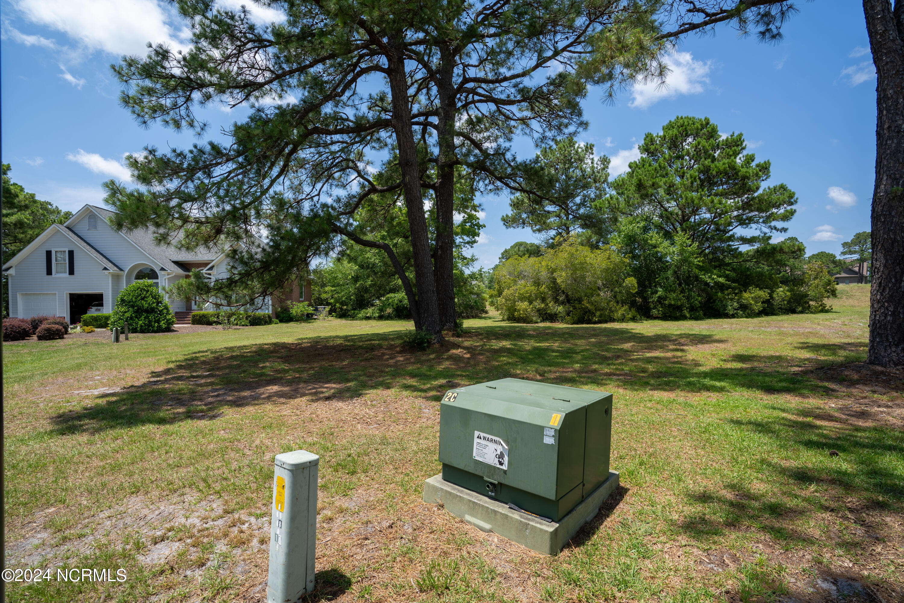 100460778 | Photo 11