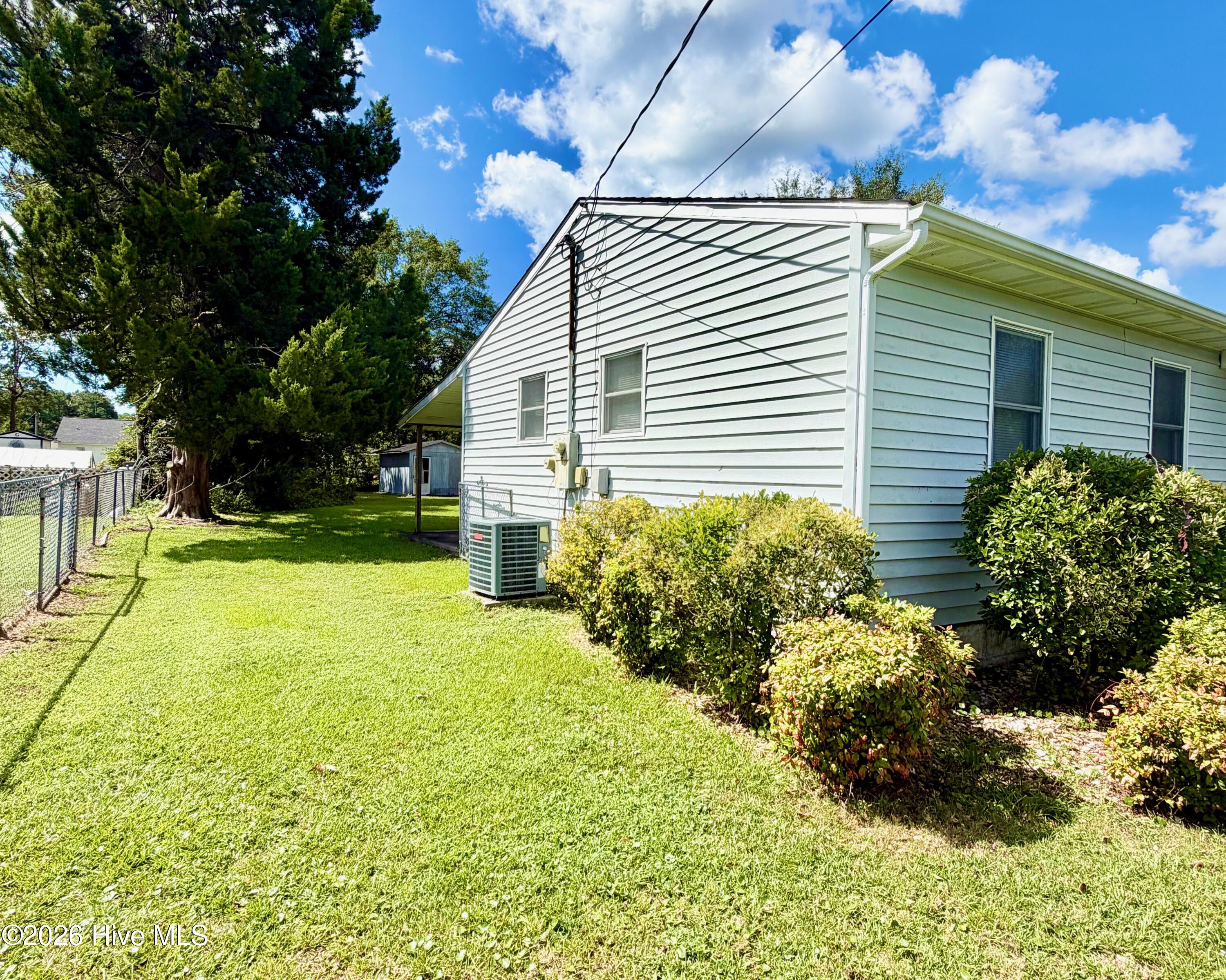 2802 Easy Street,Newport