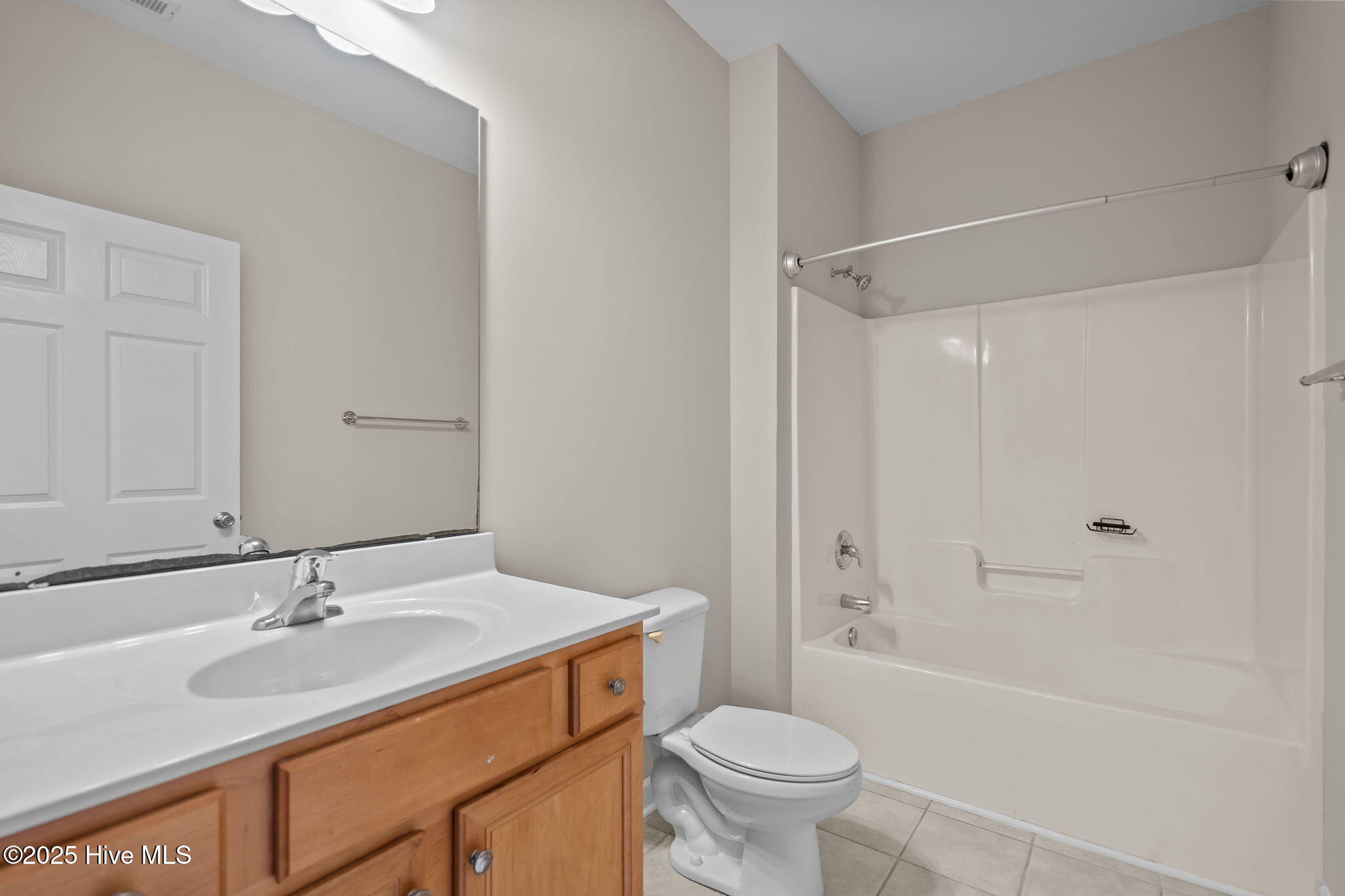 100540244 | Photo 27