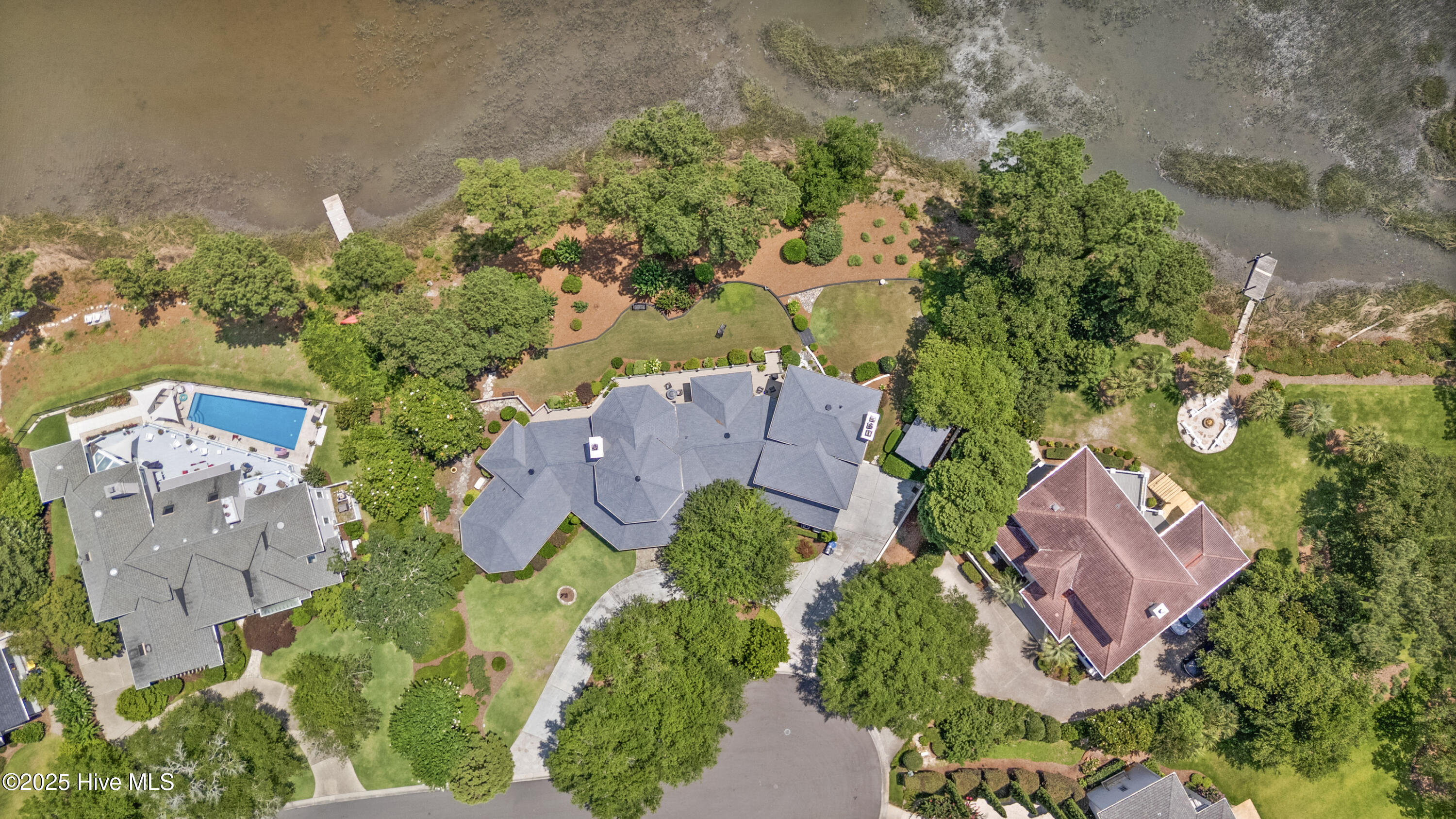 100526080 | Photo 74