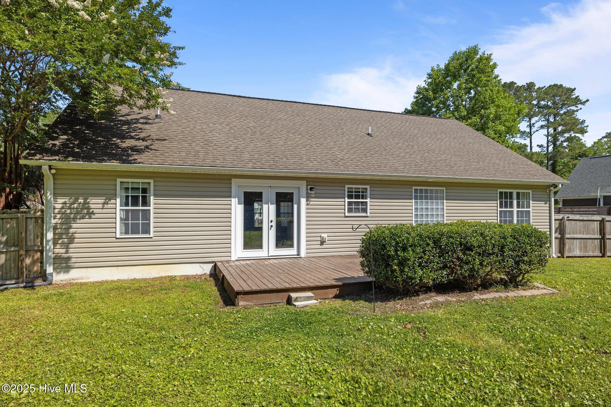 1199 Nine Foot Road,Newport