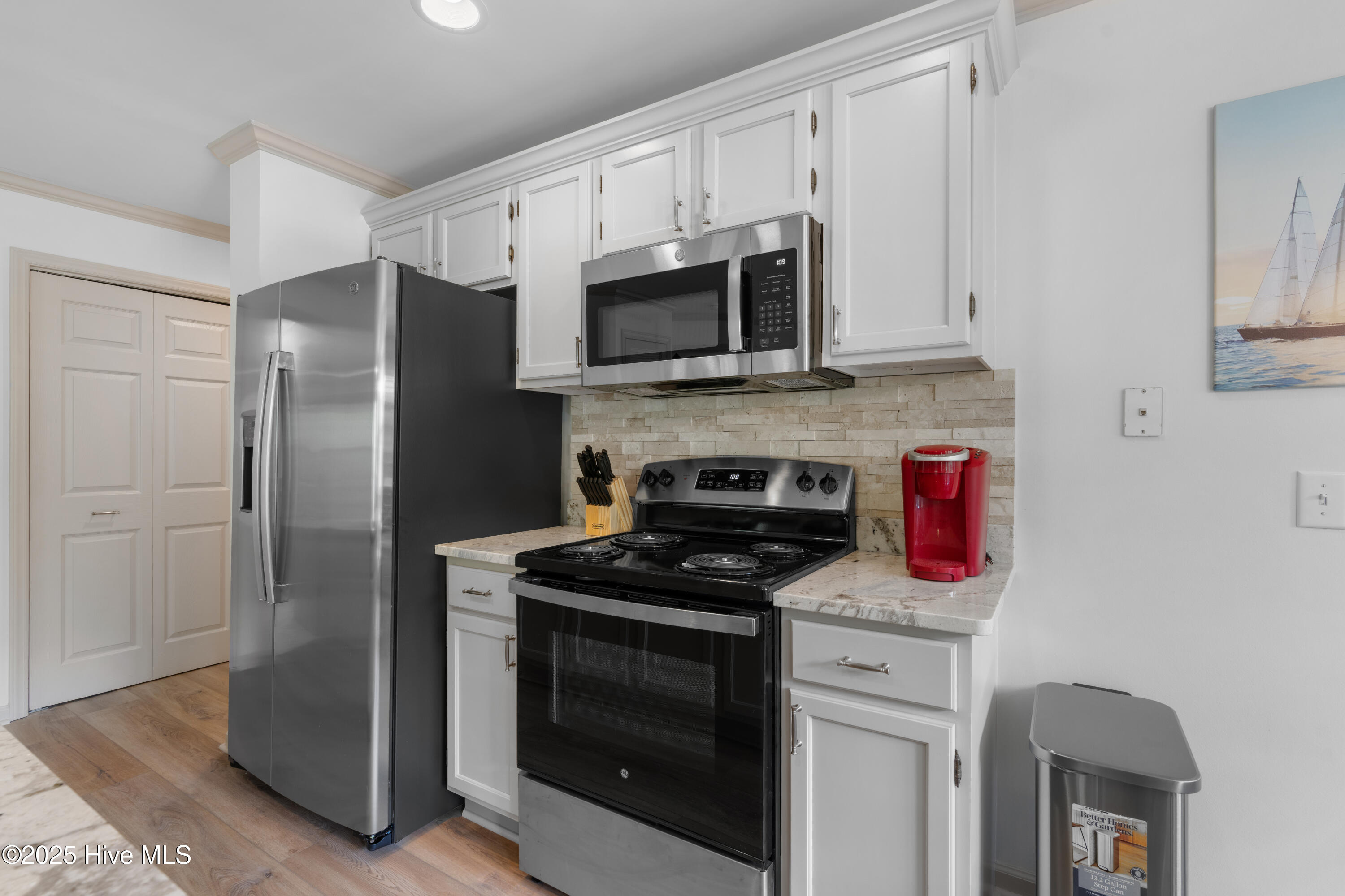 100551336 | Photo 10