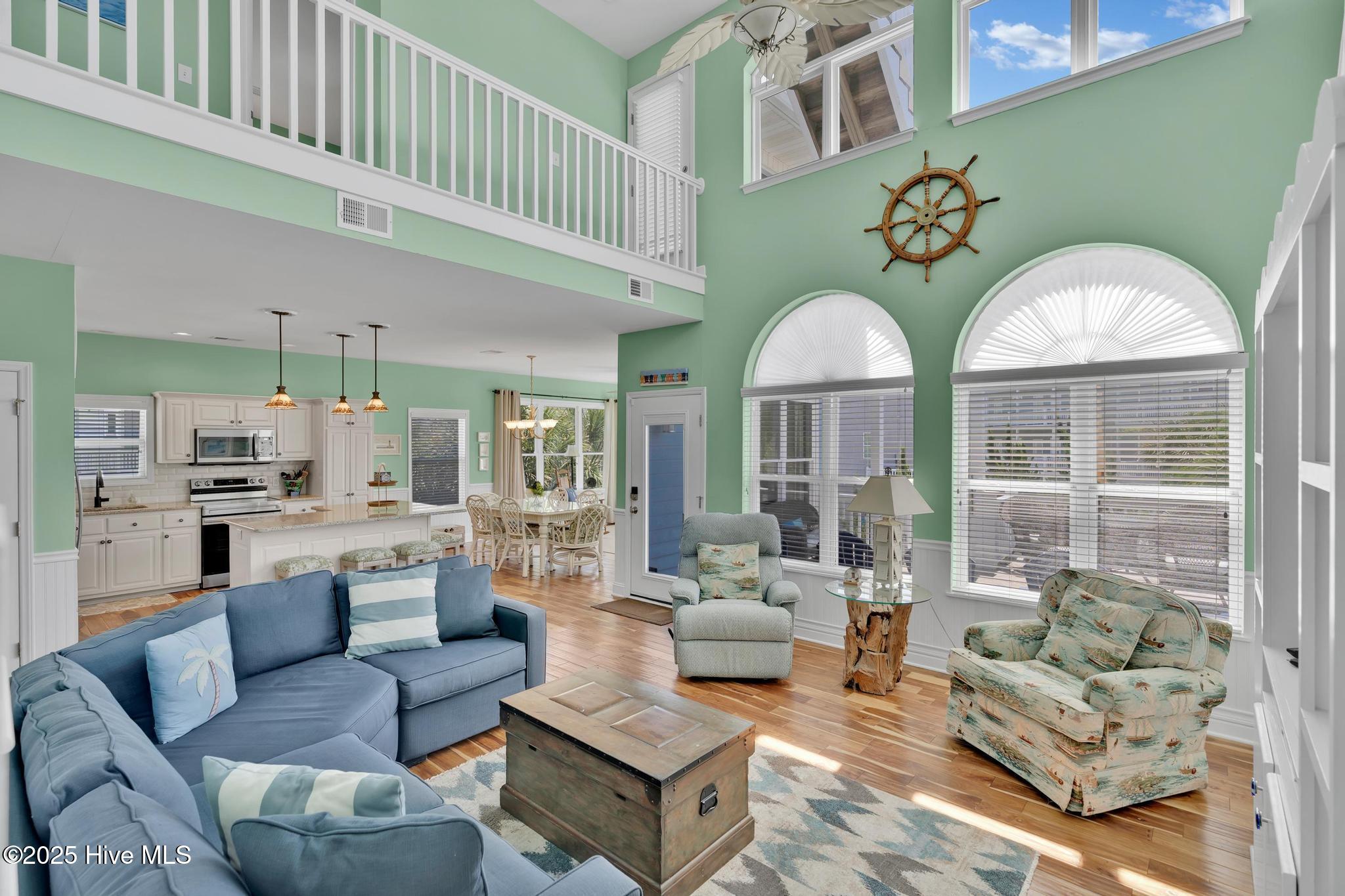 100516997 | Photo 52