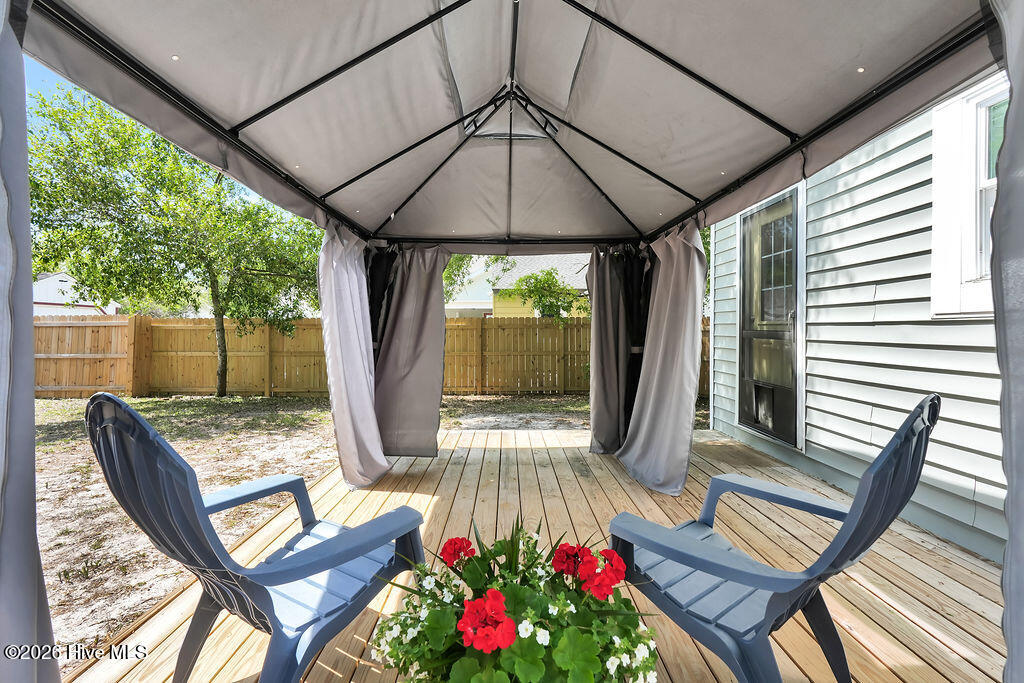 100566148 | Photo 30