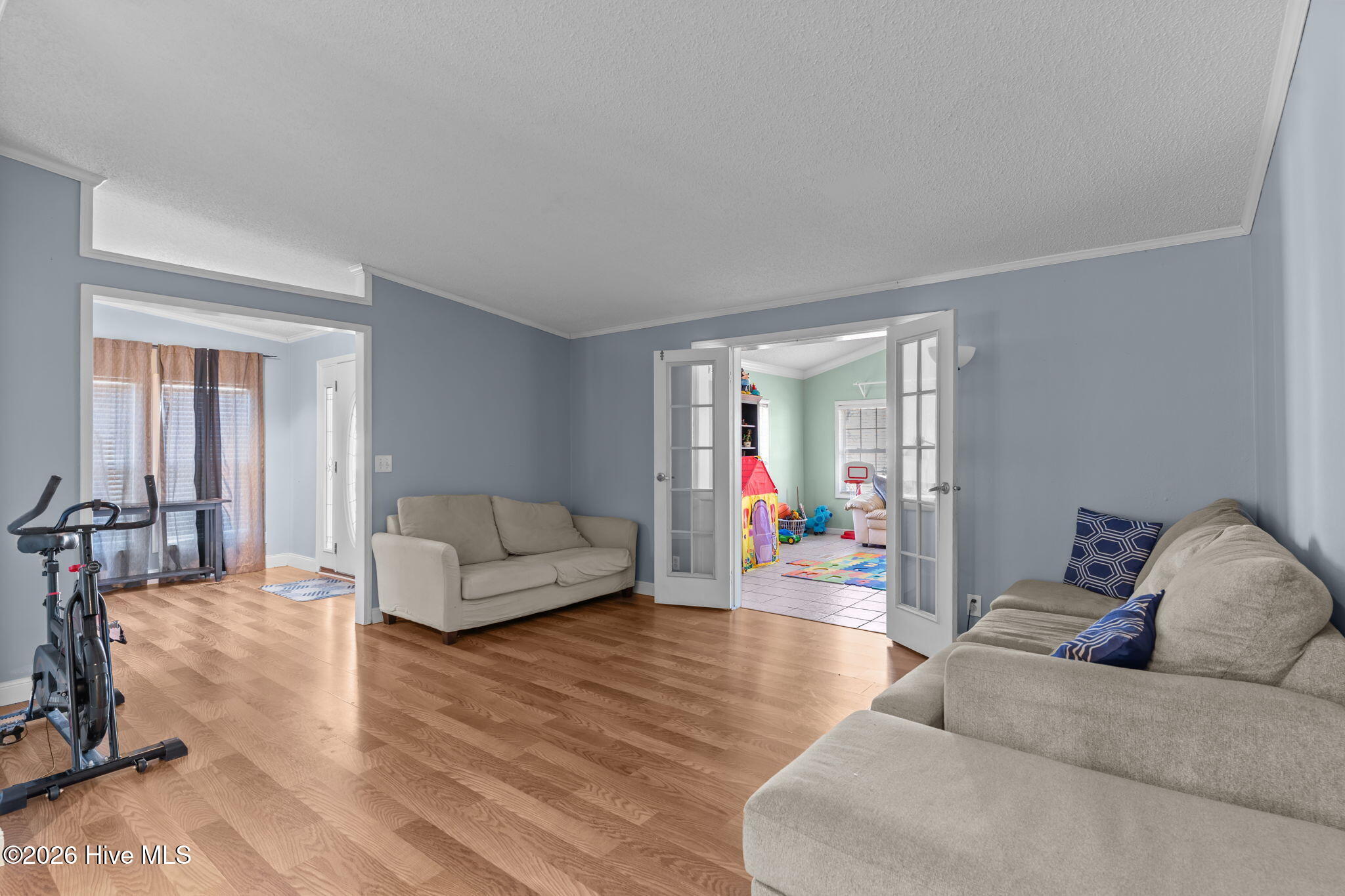 100544369 | Photo 18