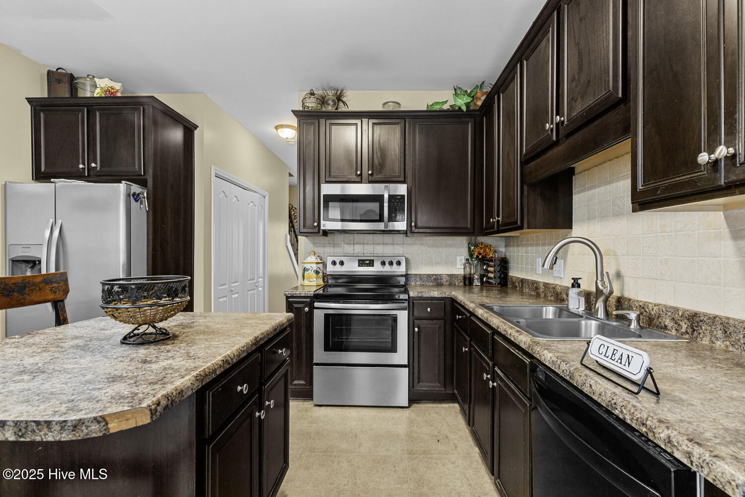 100544554 | Photo 12