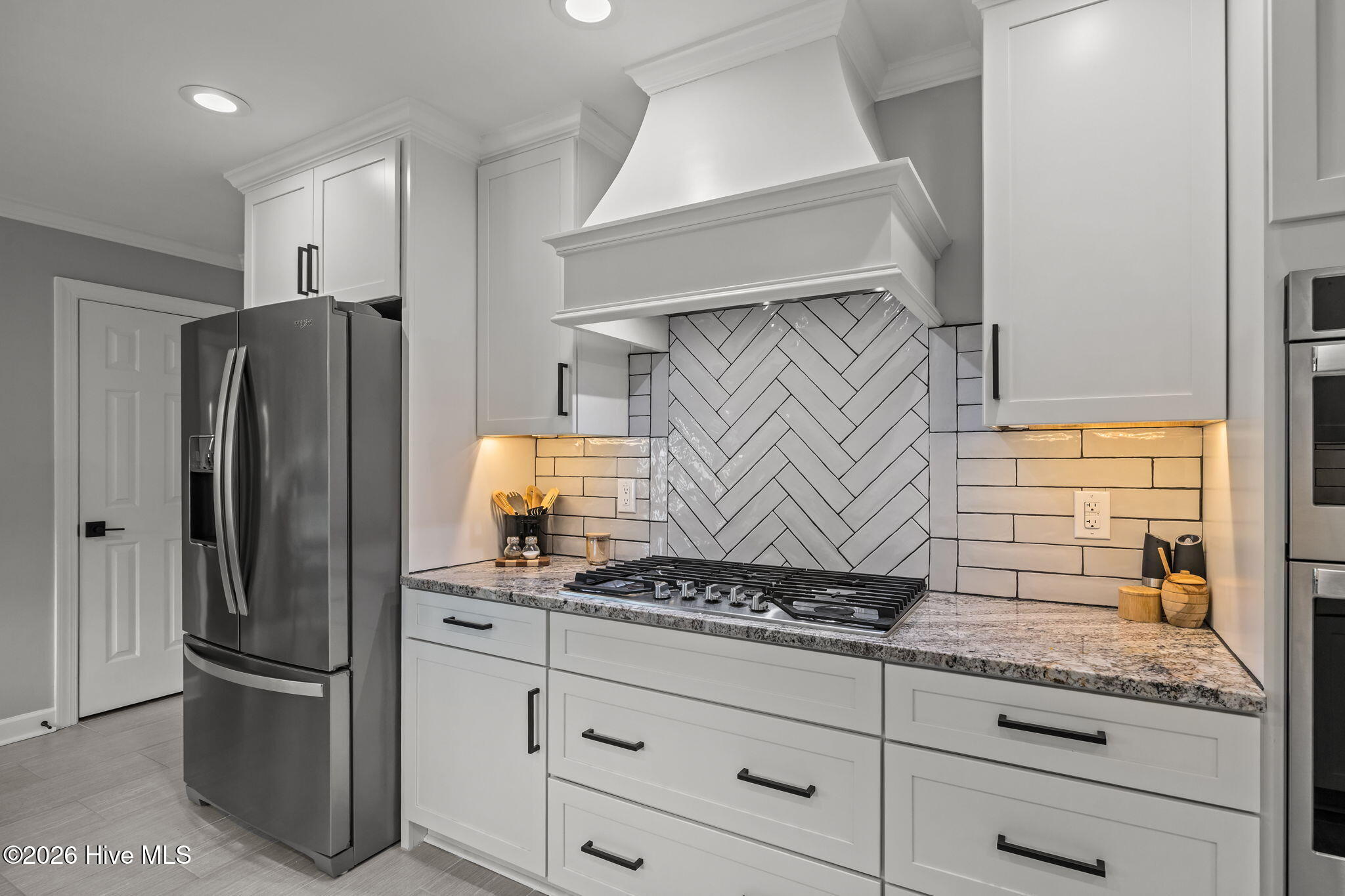 100555597 | Photo 16