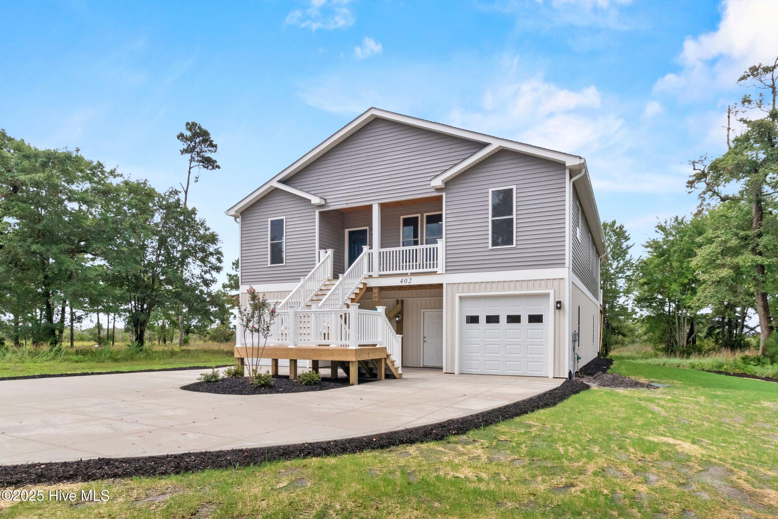 100524139 | Photo 67