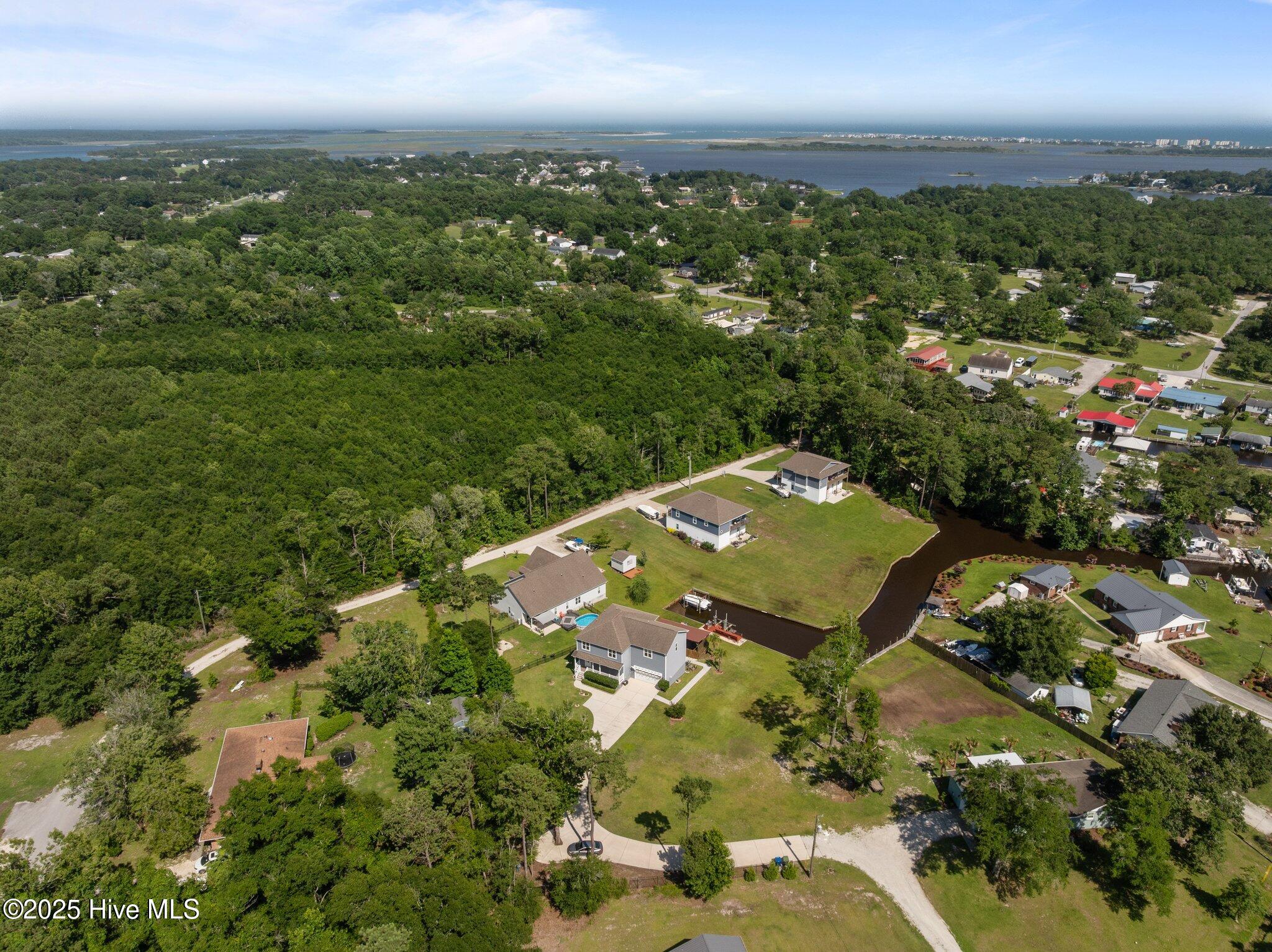 100517734 | Photo 89