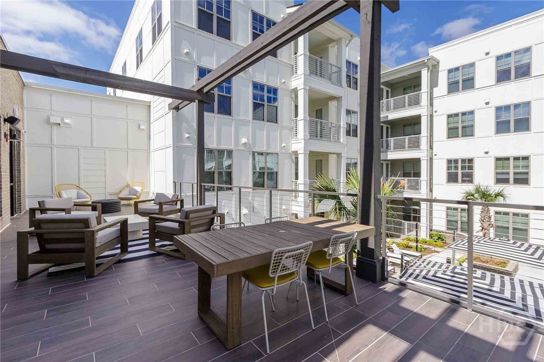 1150 E Perry Lane UNIT B4, Savannah, GA, 31404