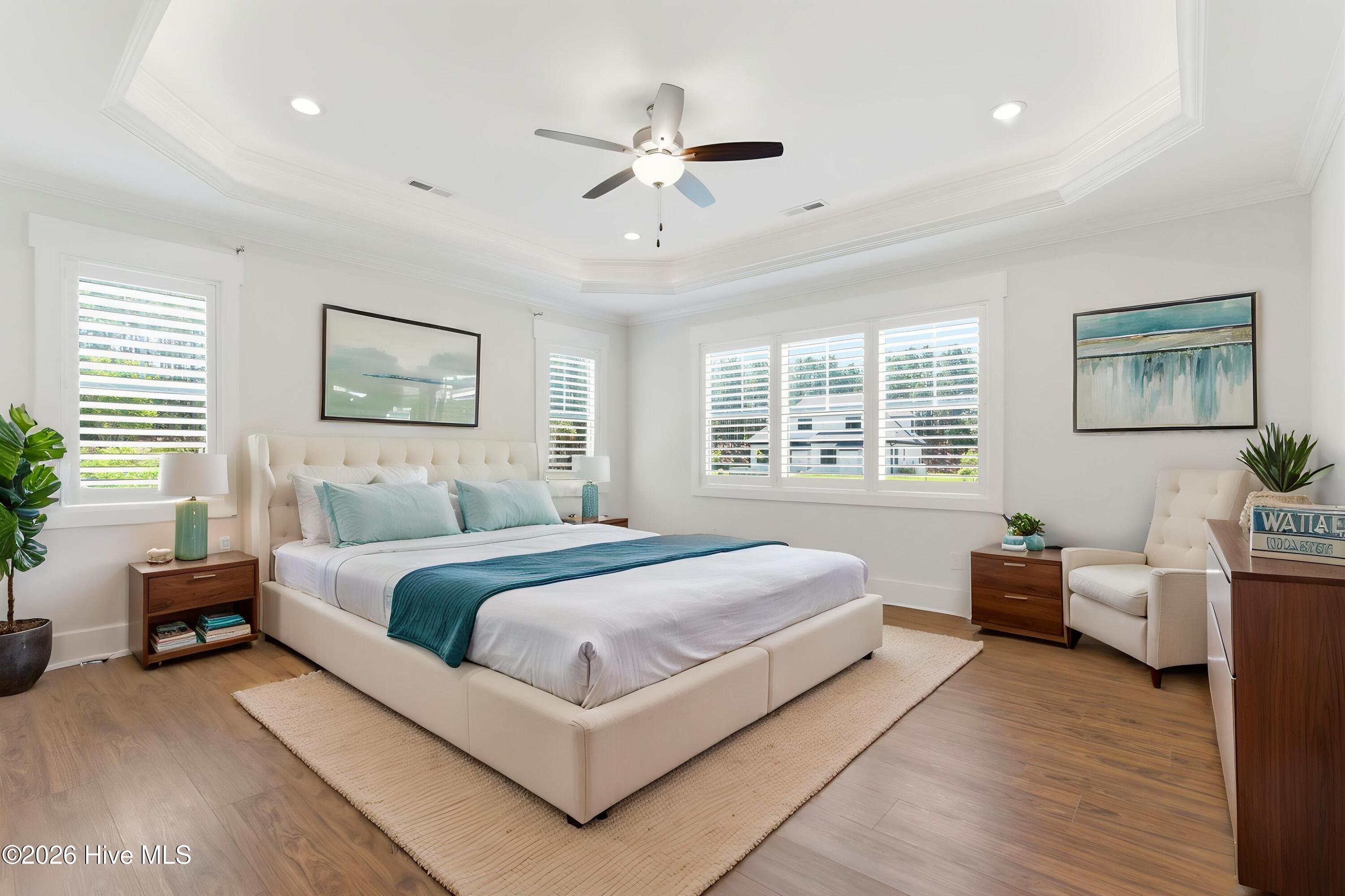 100543119 | Photo 27