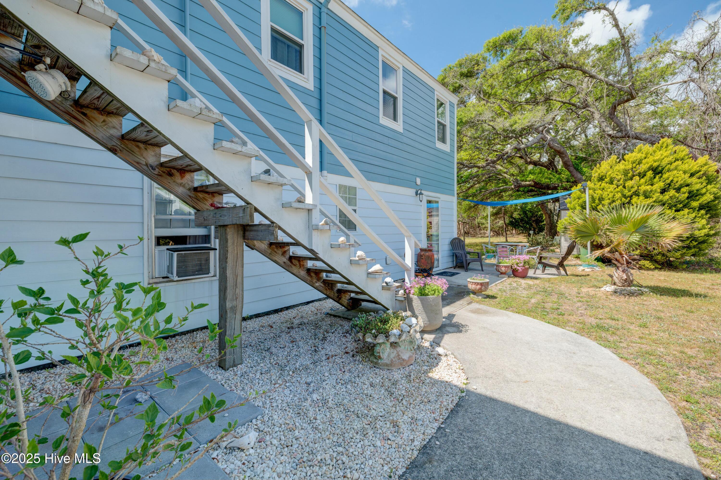 100501642 | Photo 38