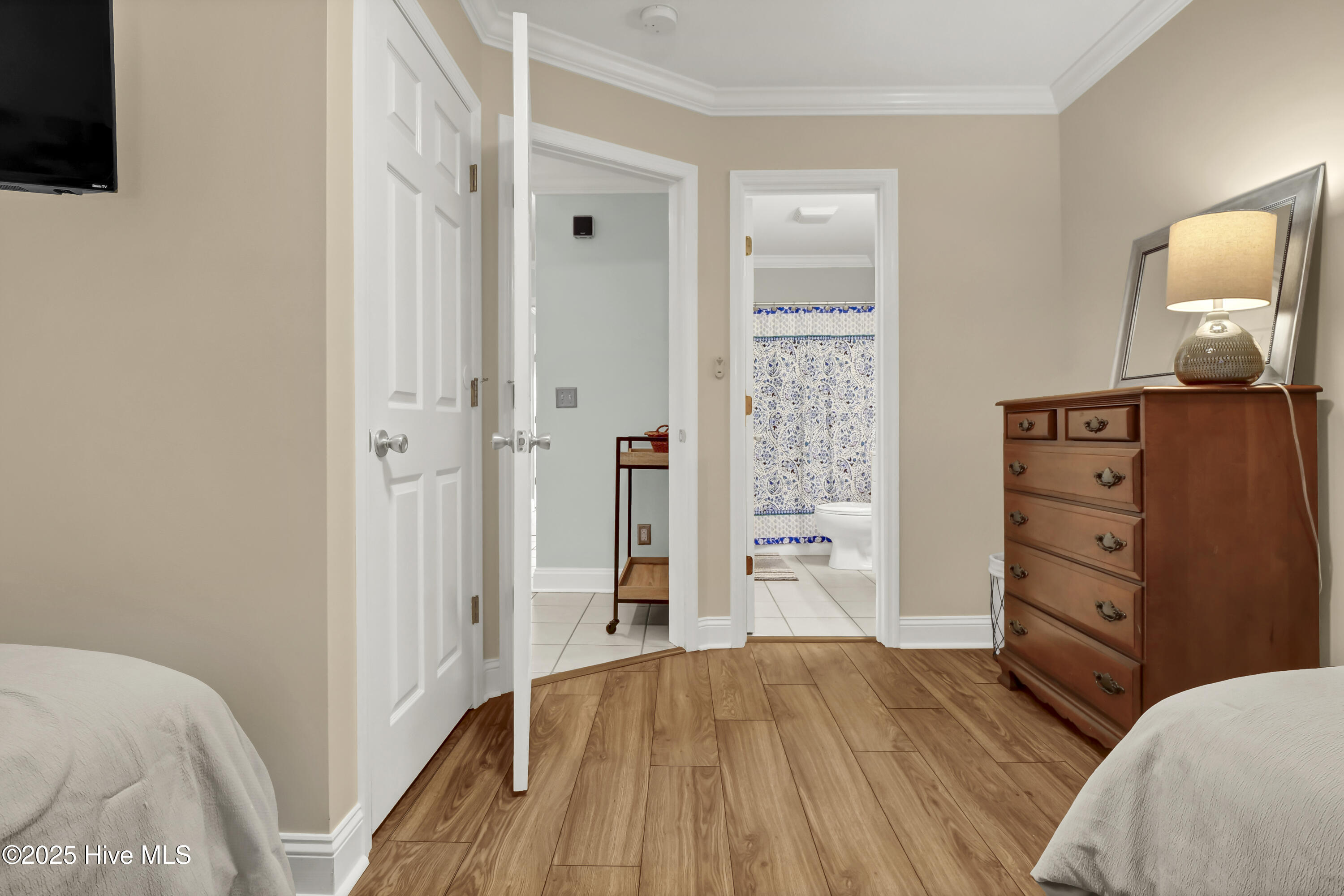 100548248 | Photo 12