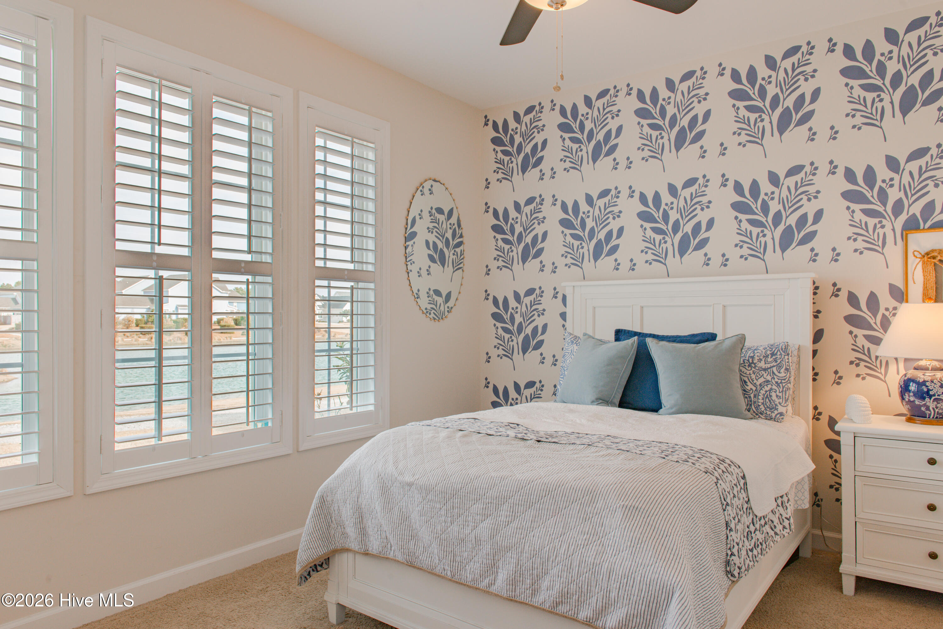 100553432 | Photo 41