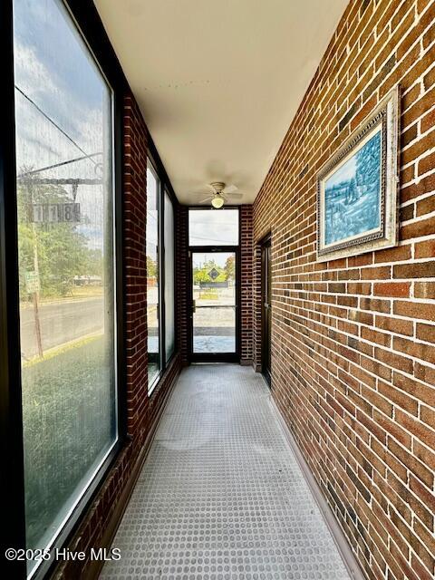 100533527 | Photo 10