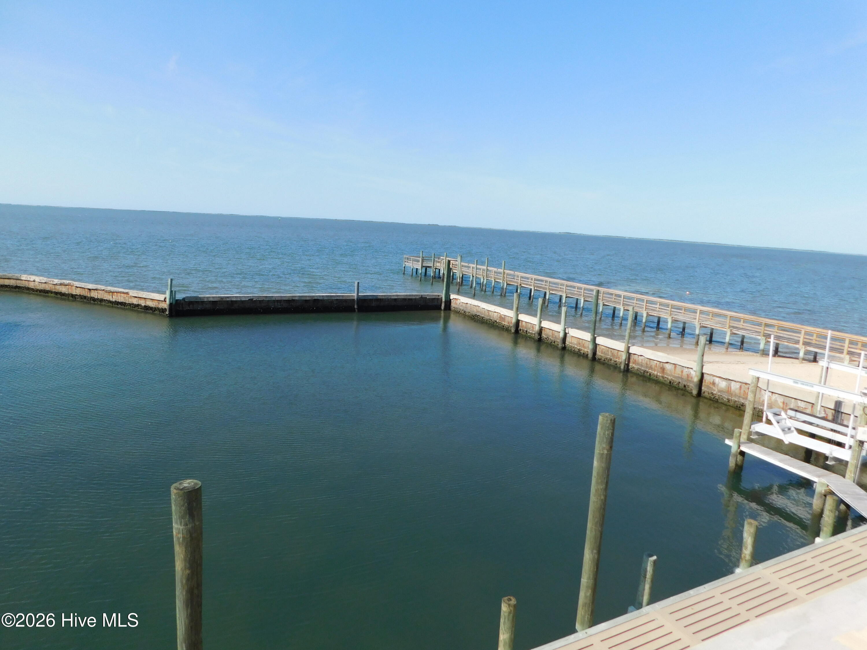 142 S Ferry Dock Road B,Harkers Island